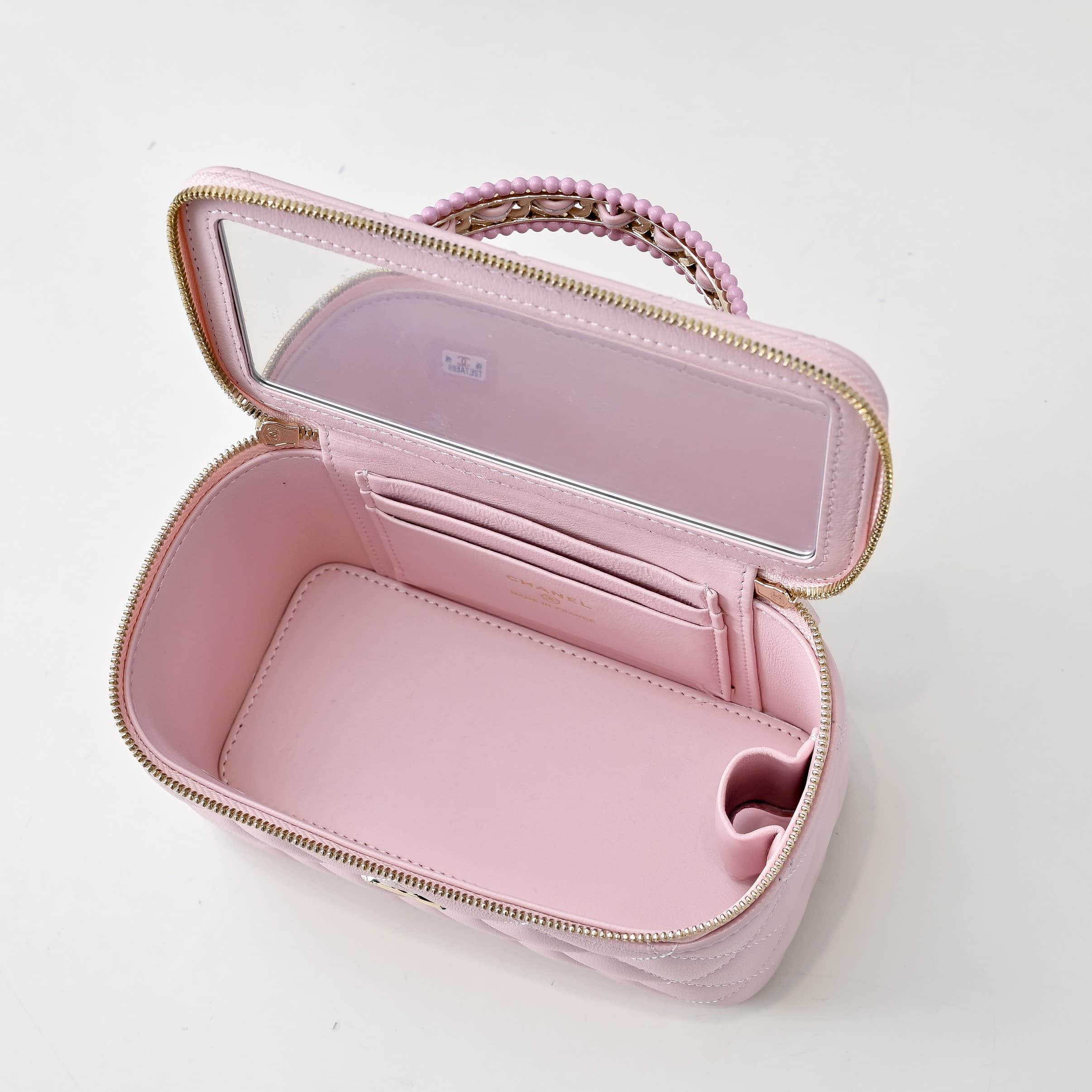 Chanel LONG VANITY WITH CHAIN Lambskin, Imitation Pearls & Gold-Tone Metal AP4452 Pink A
