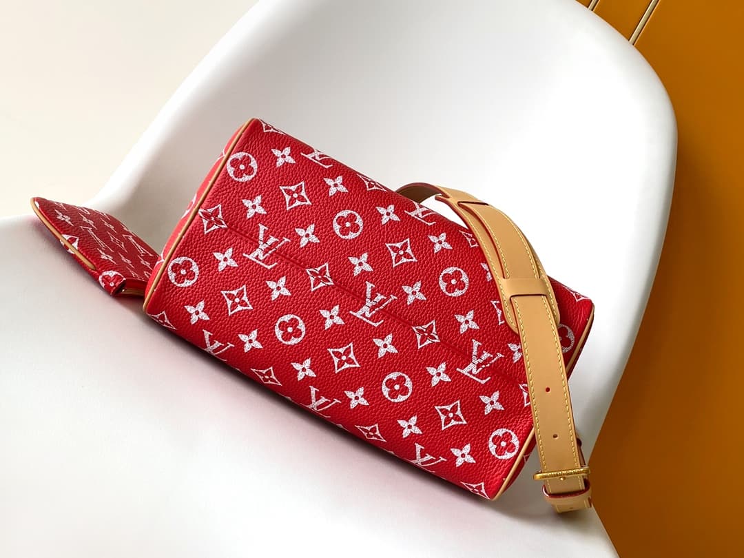Louis Vuitton Speedy P9 Bandoulière 25 Red Soft calfskin M24425 High