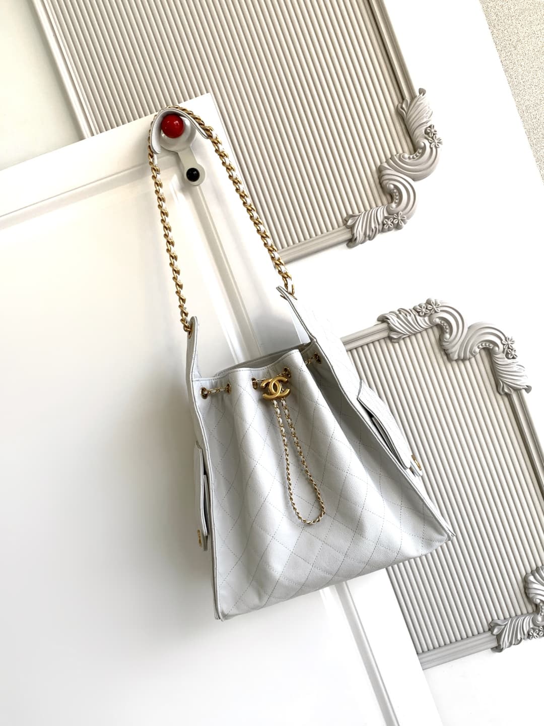 Chanel 25 Medium Hobo Medium handbag AS5311 Grained Calfskin & Gold-tone Metal Light Grey A