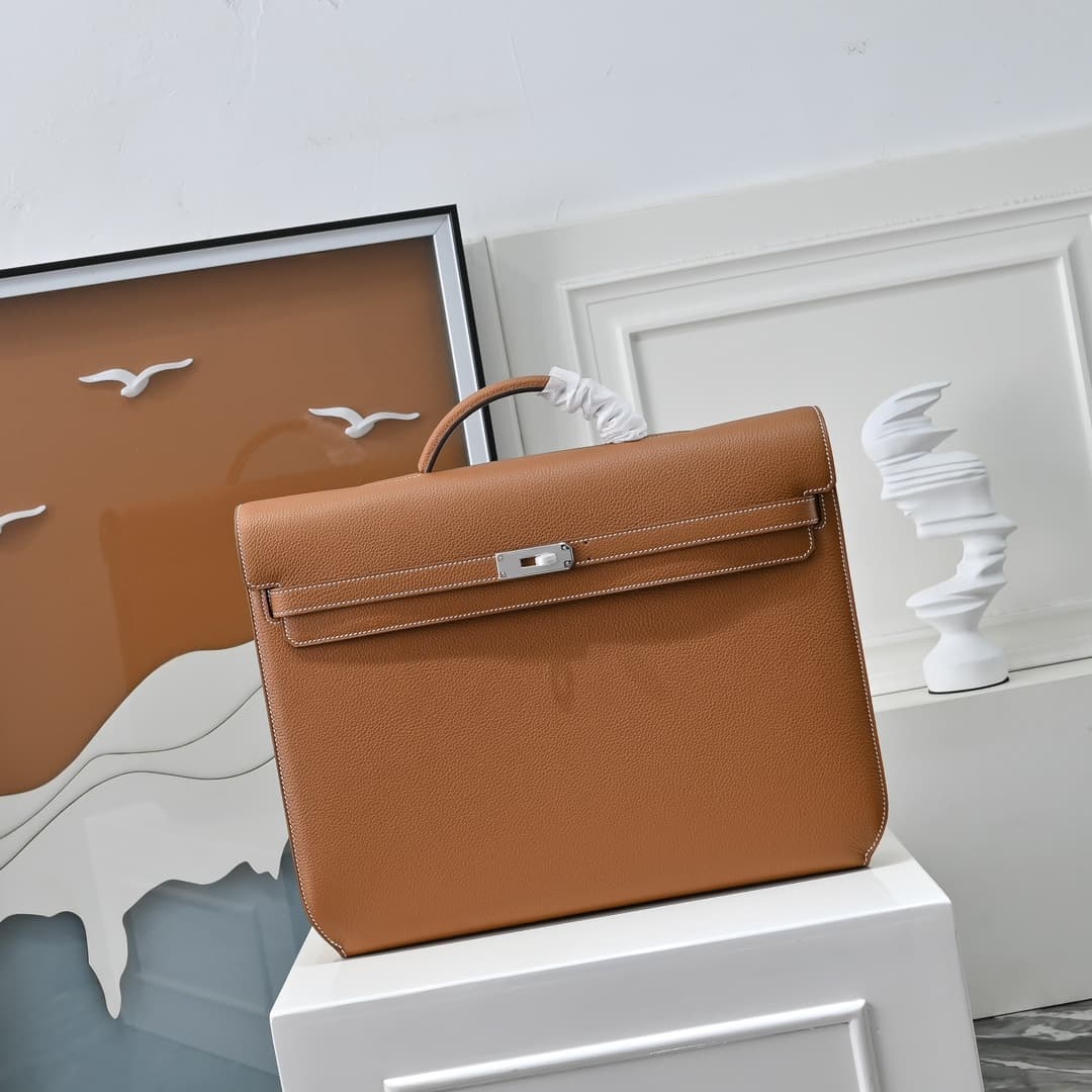 Hermes Kelly depeches Togo 36 briefcase In Camel CalfskIn WAX High