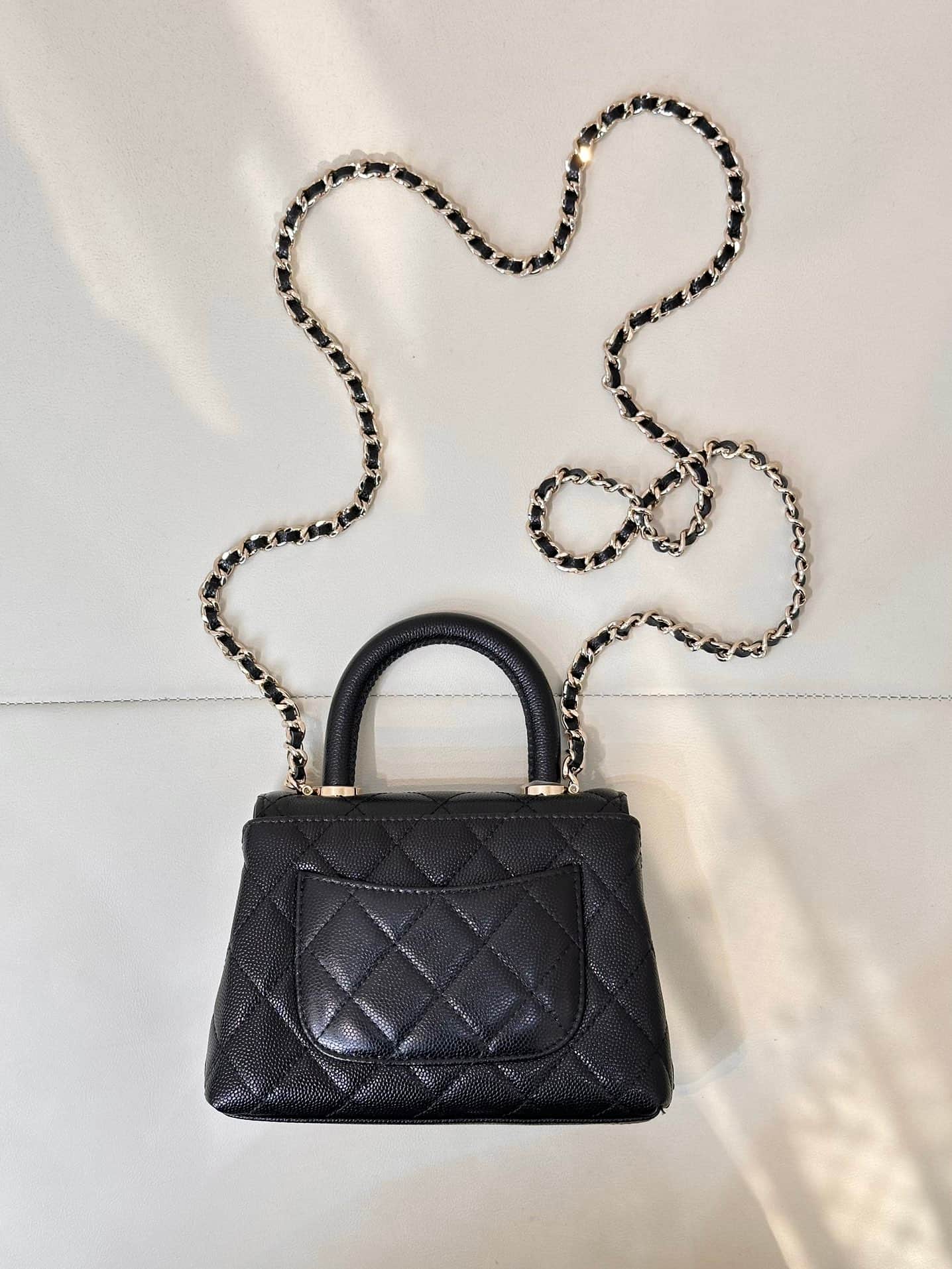 Chanel Clutch with chain Grained Calfskin & Gold-Tone Metal Black AP4244 TOP
