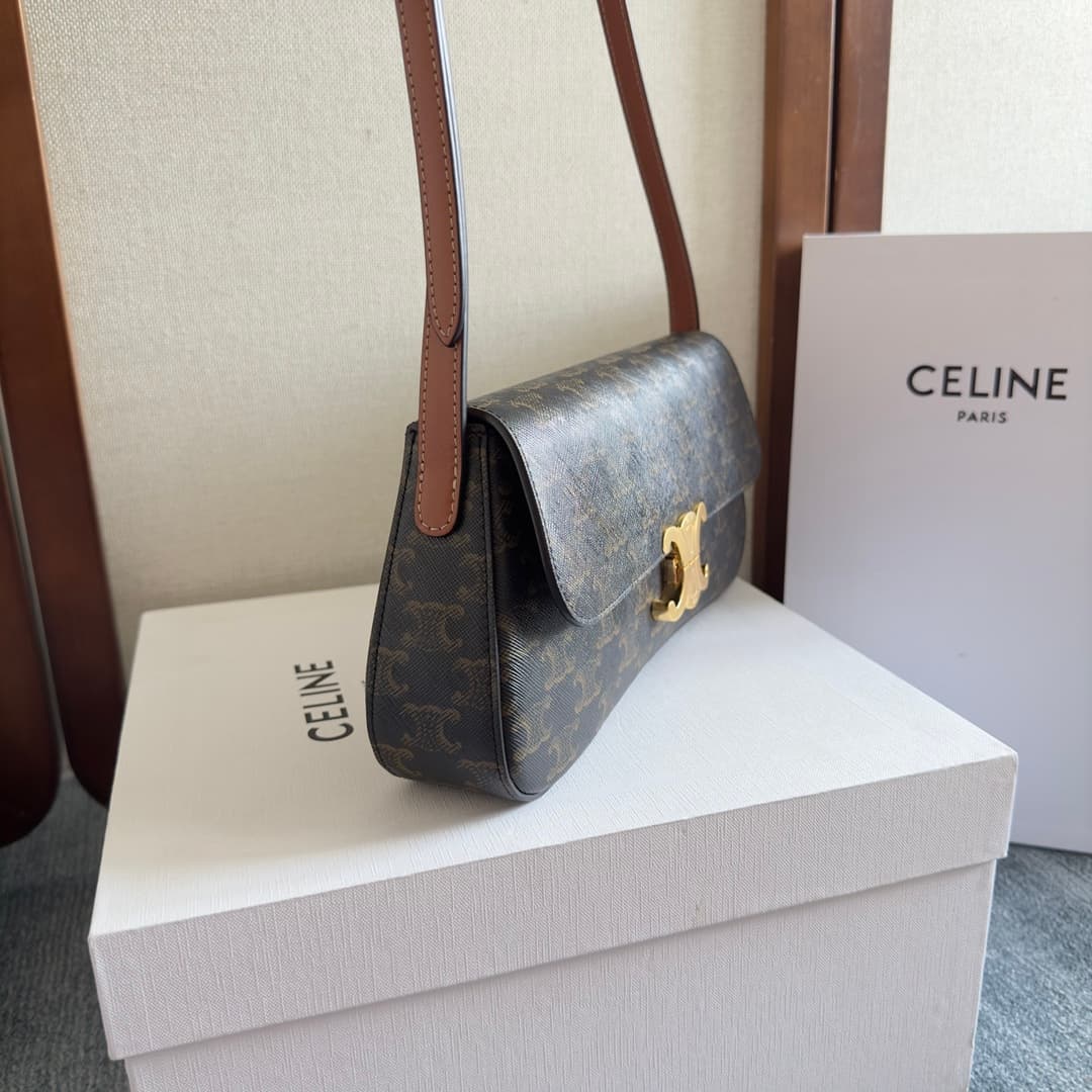 CELINE Triomphe Lola bag in Tan High