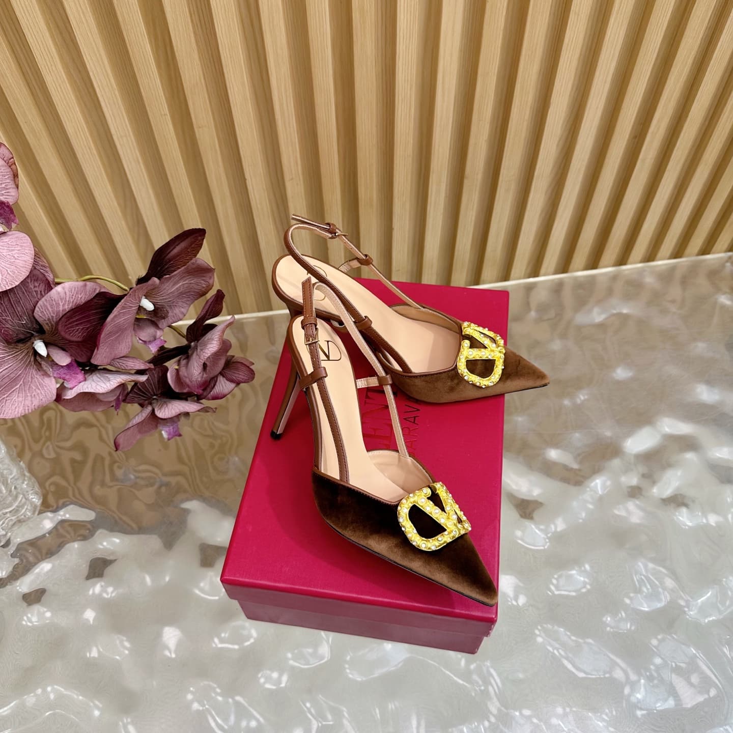 Valentino Vlogo Signature Slingback Pump Shoes 10cm