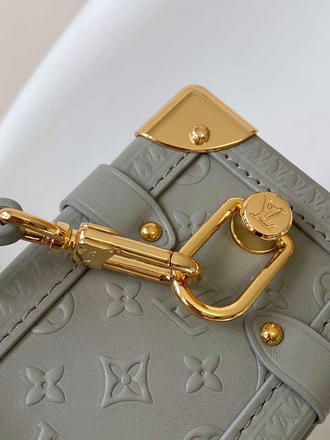 Louis Vuitton Side Trunk MM Cloud Gray Calfskin leather M25602 High