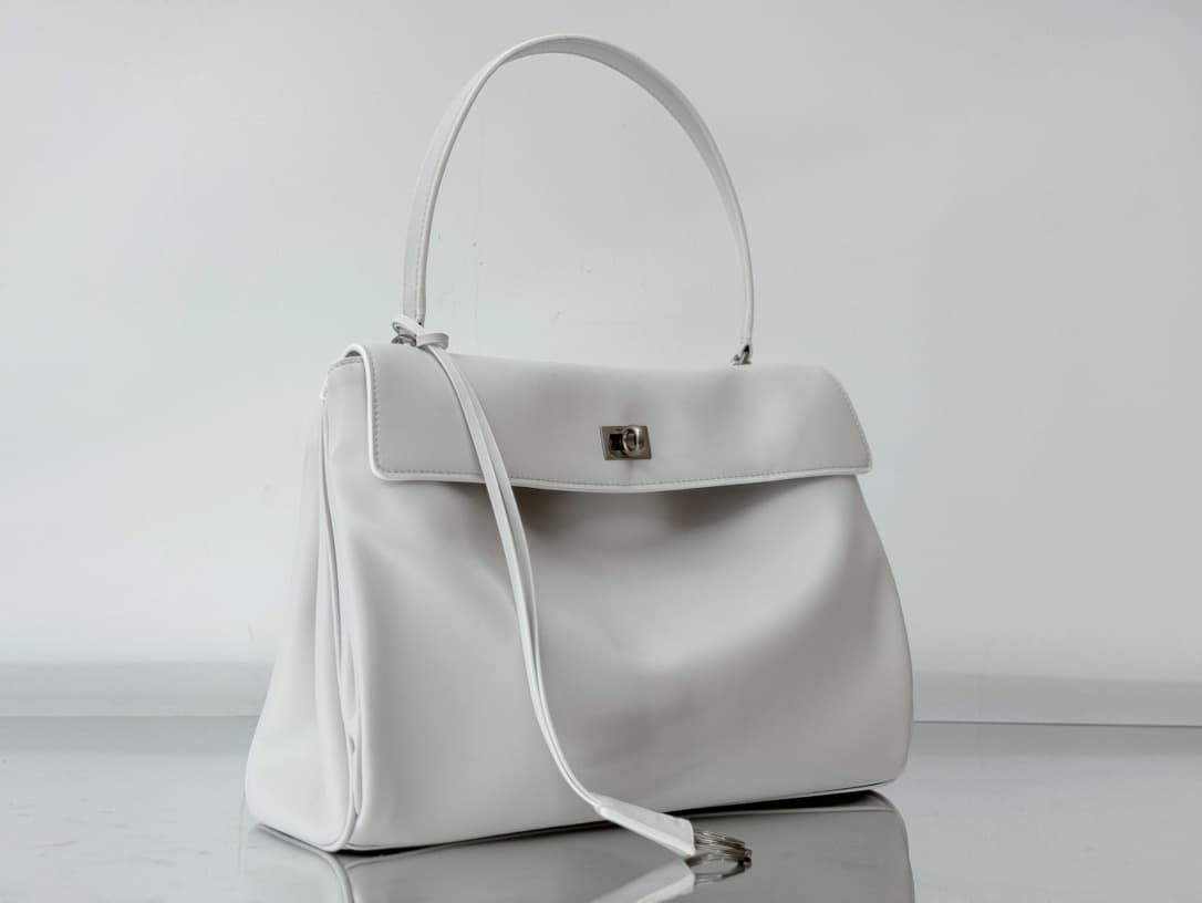 Balenciaga Rodeo Medium Bag in White Leather With Sliver-Tone Metal TOP