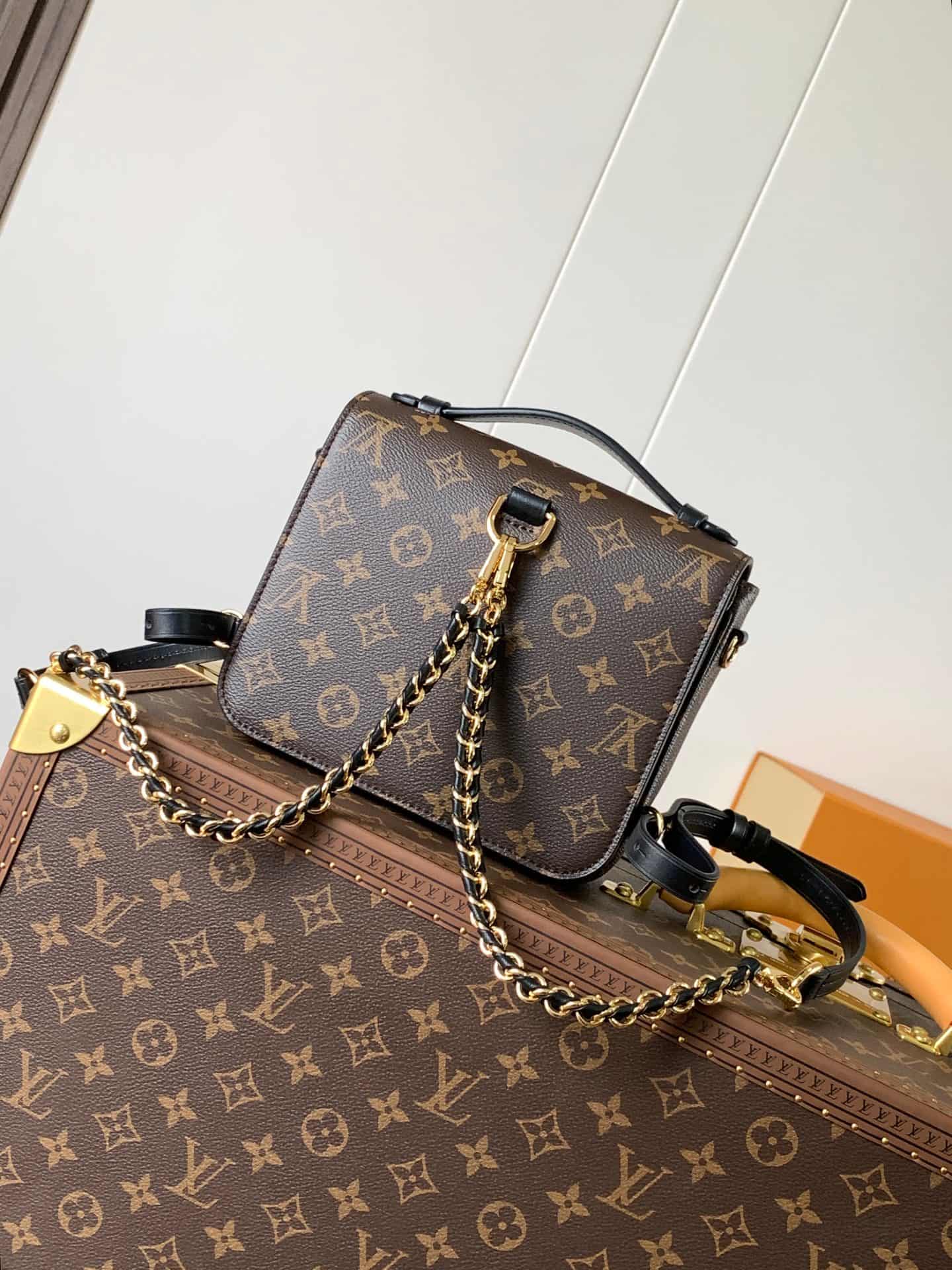 Louis Vuitton Pochette Métis Backpack Monogram and Monogram Reverse M11941 High
