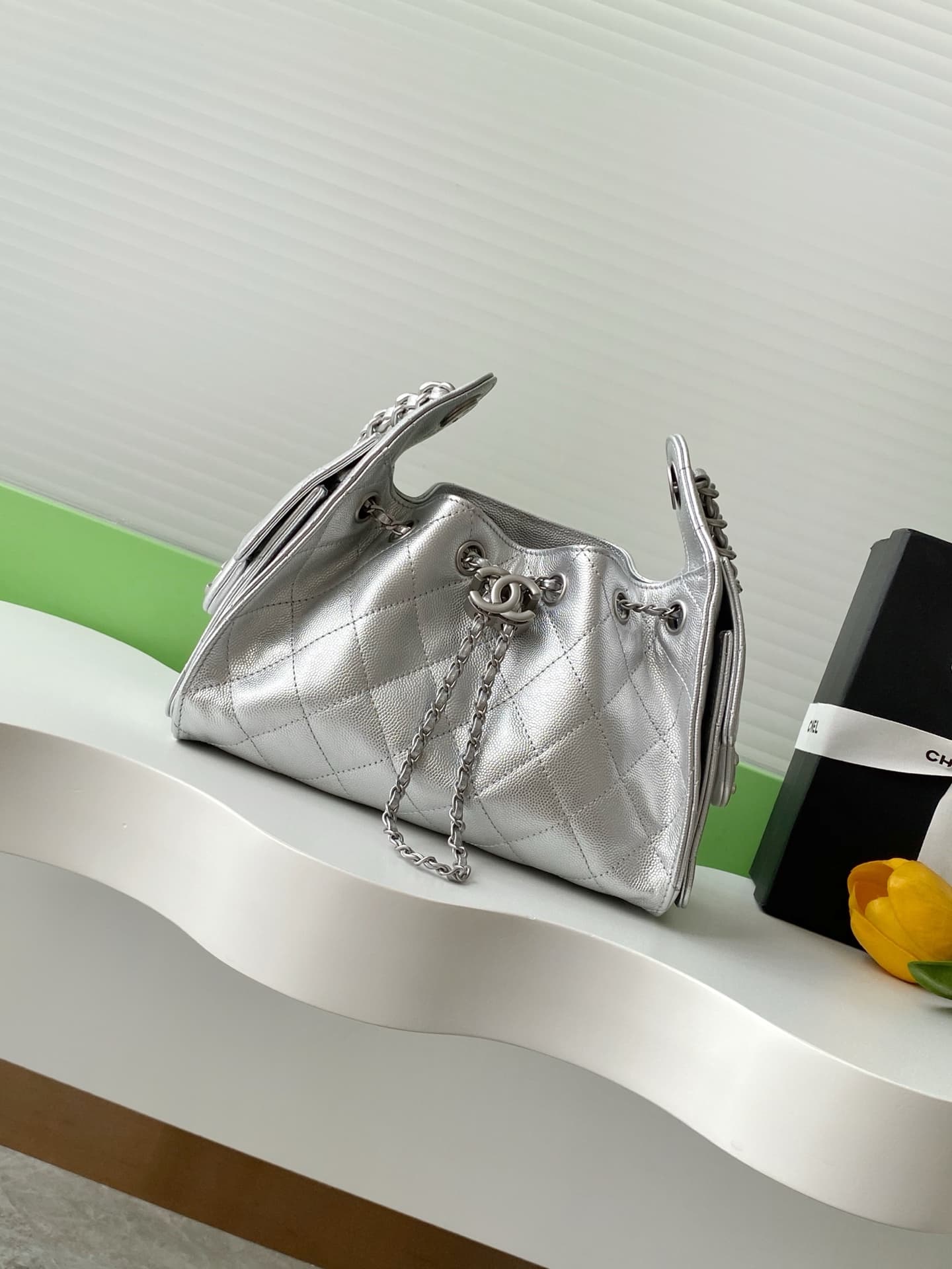 Chanel 25 Mini Hobo handbag AS5631 Grained calfskin & Silver-tone metal Silver A