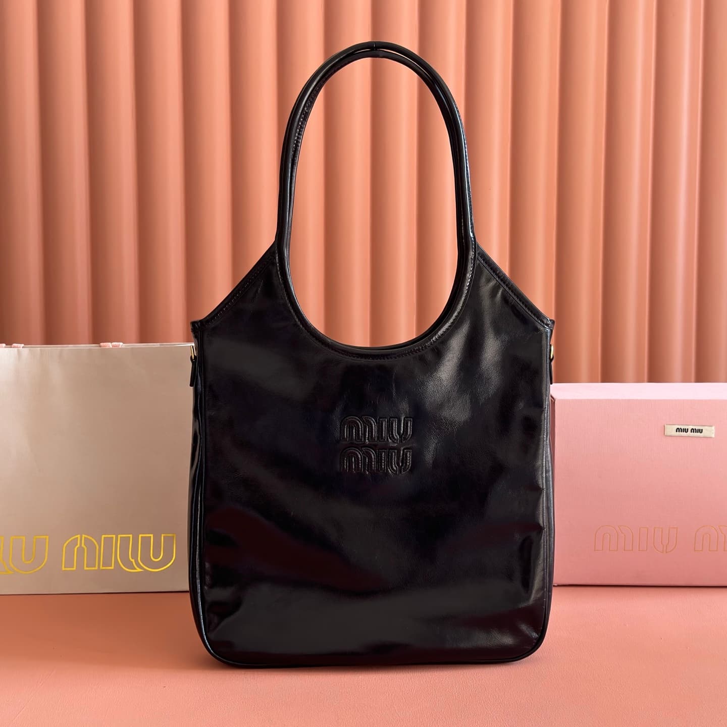 Miu Miu Ivy Calfskin leather bag Black 5BG231 TOP
