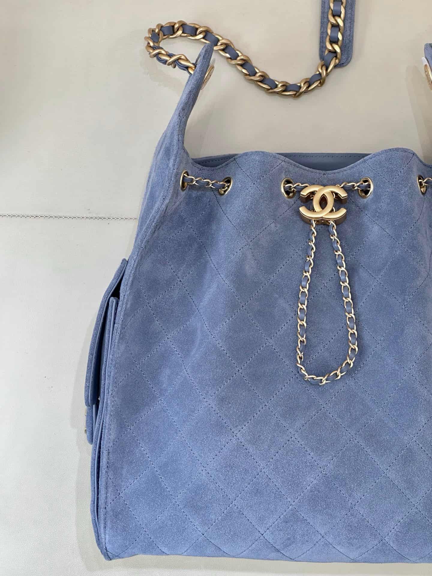 Chanel 25 Medium Hobo handbag AS5311 Suede &Gold-tone Metal Blue TOP