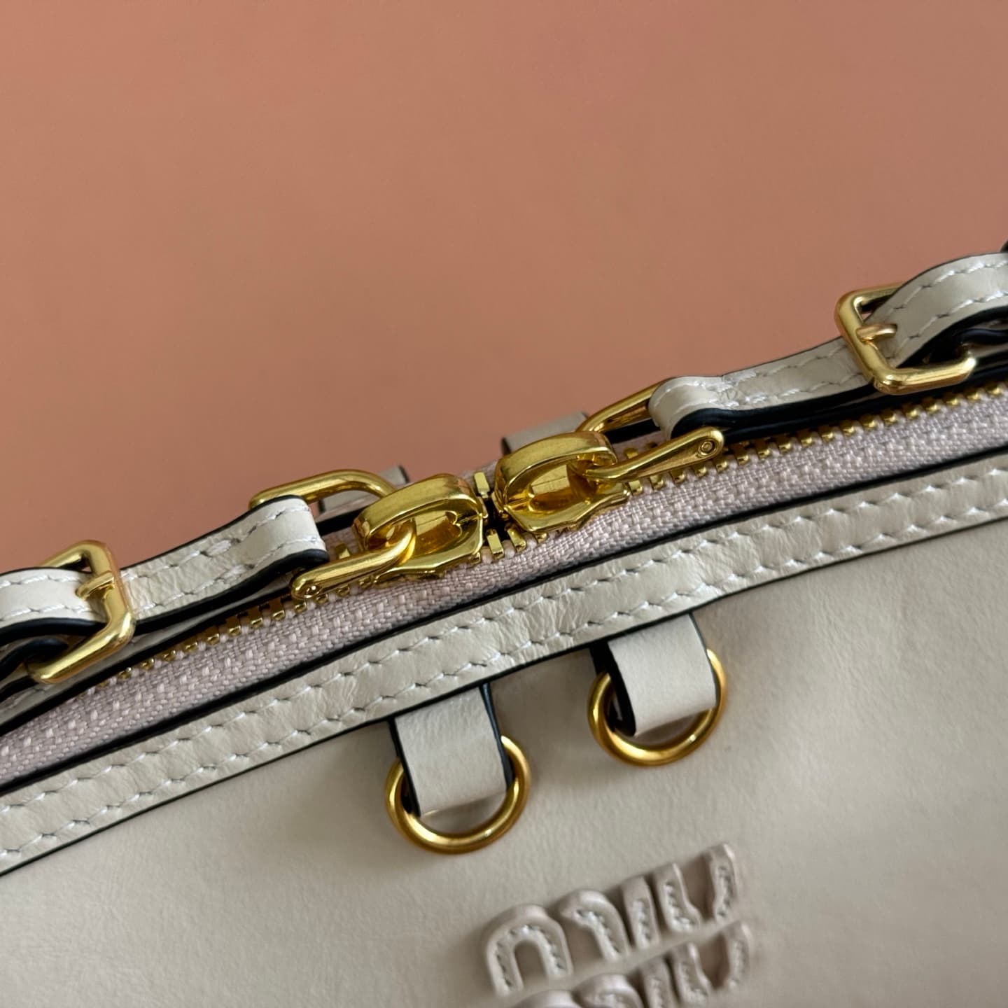 Miu Miu Caprice leather clutch 5BF131 Powder Pink TOP