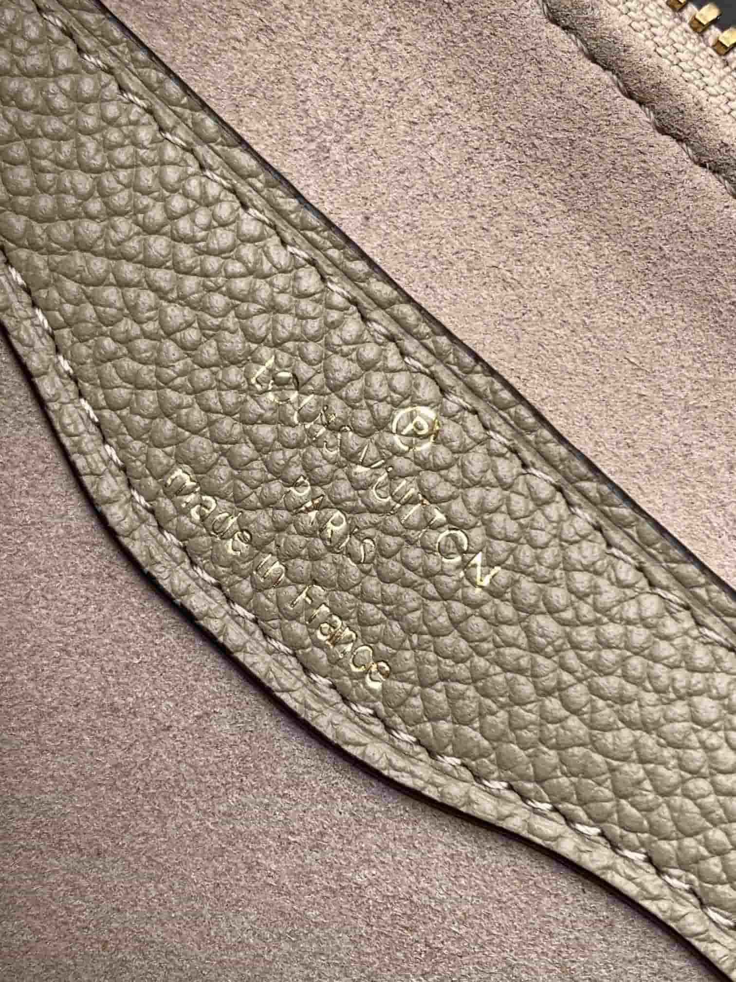 Louis Vuitton Boulogne PM Dove Gray / Cream Embossed grained cowhide leather M13224 High