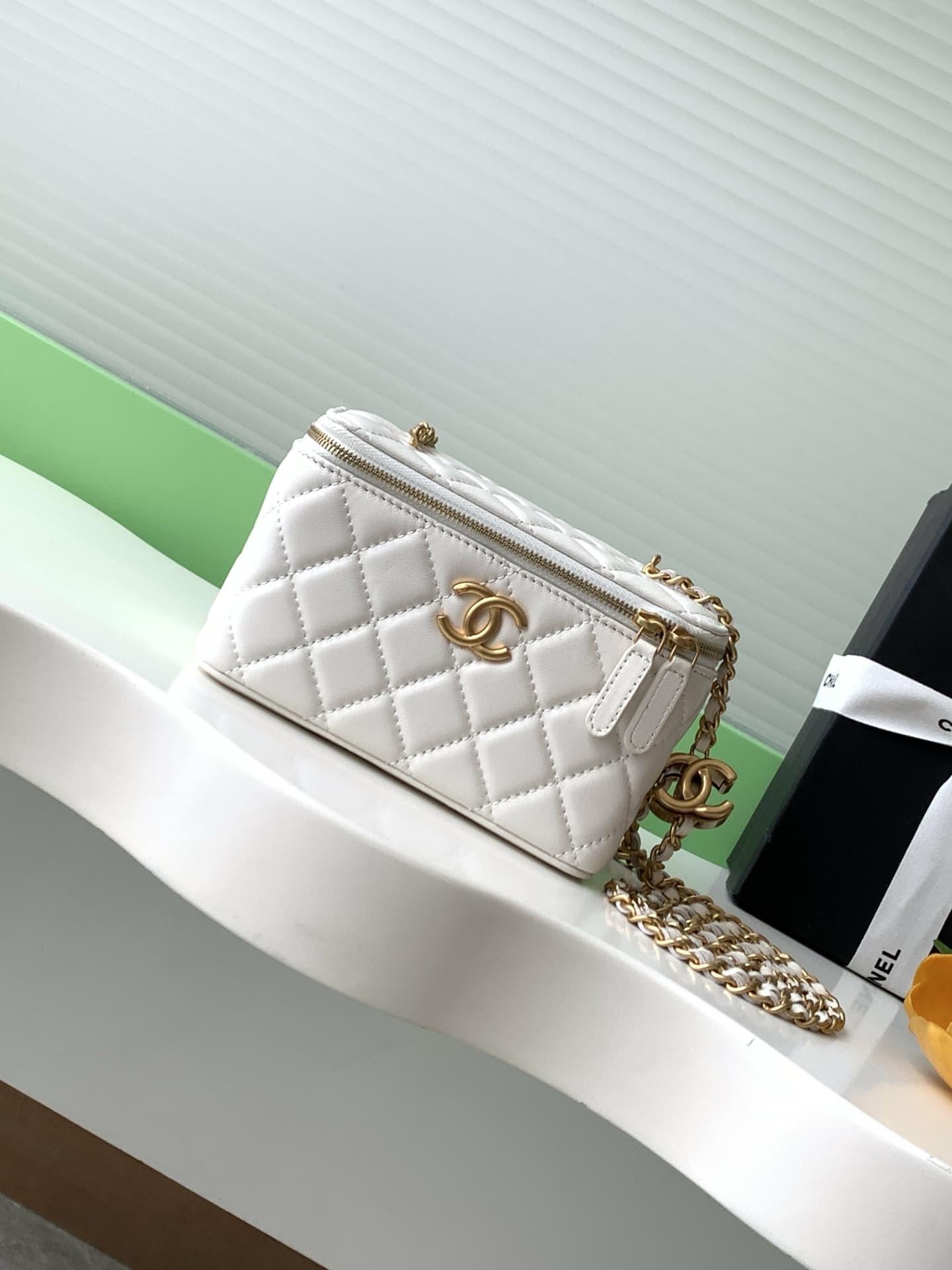 Chanel Vanity with Chain AP3940 Lambskin & Gold Metal White A