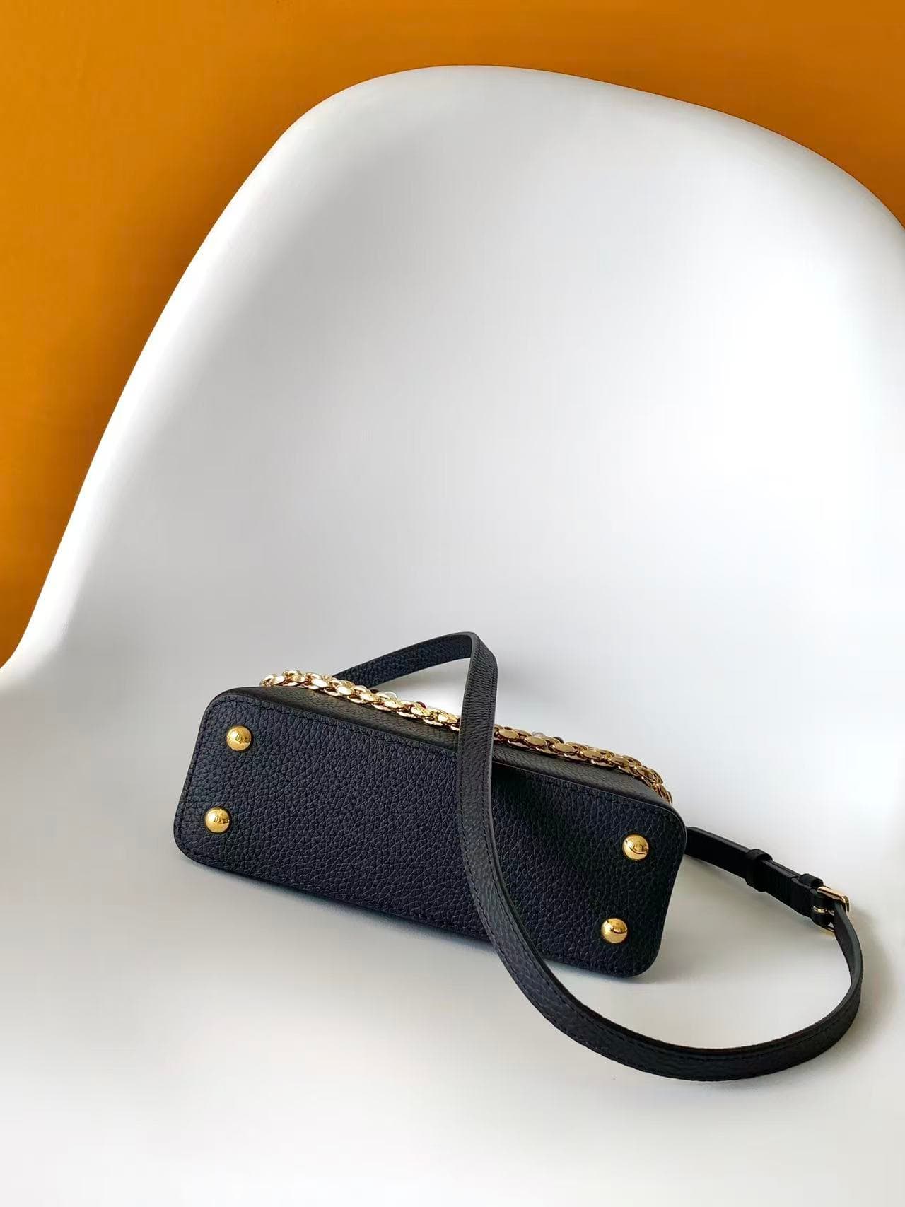 Louis Vuitton Capucines East West Mini Black Taurillon leather M29443 TOP