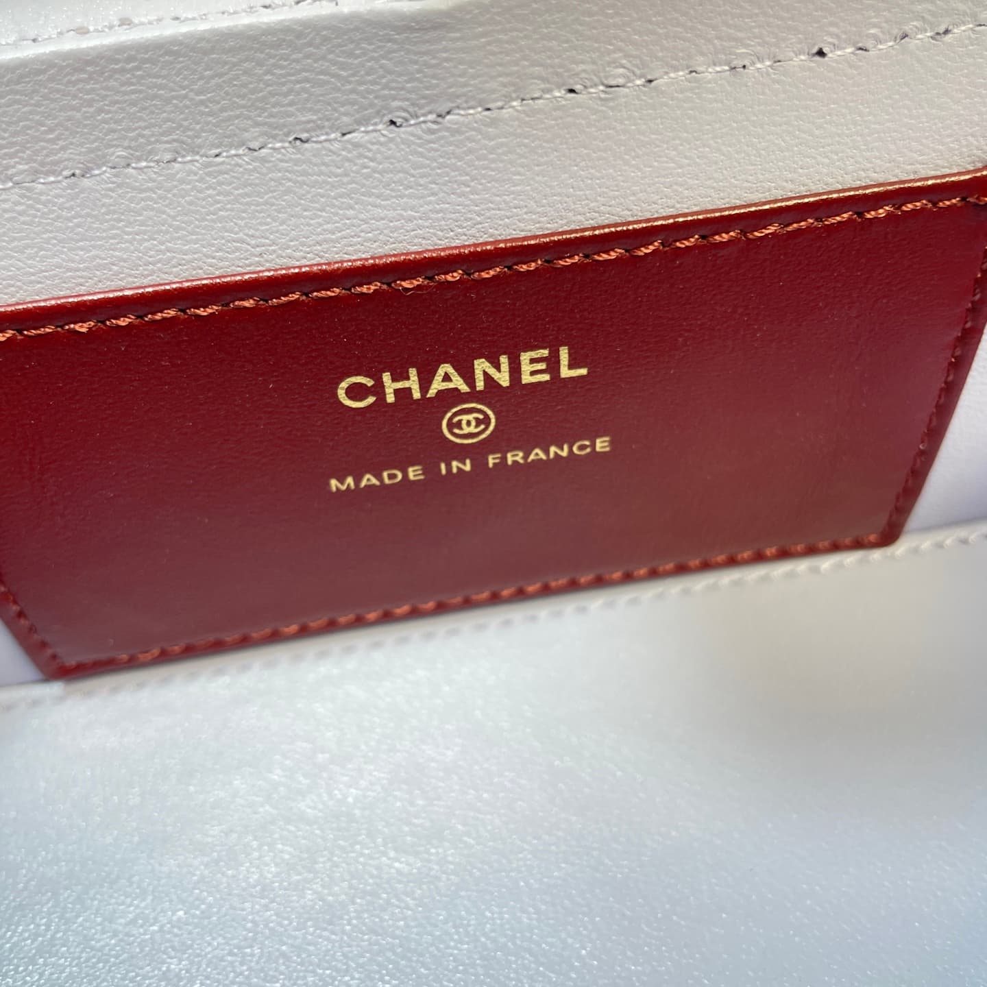 Chanel Long Vanity with Leather Strap Grained Shiny Calfskin & Gold-Tone Metal Purple AP5067 A