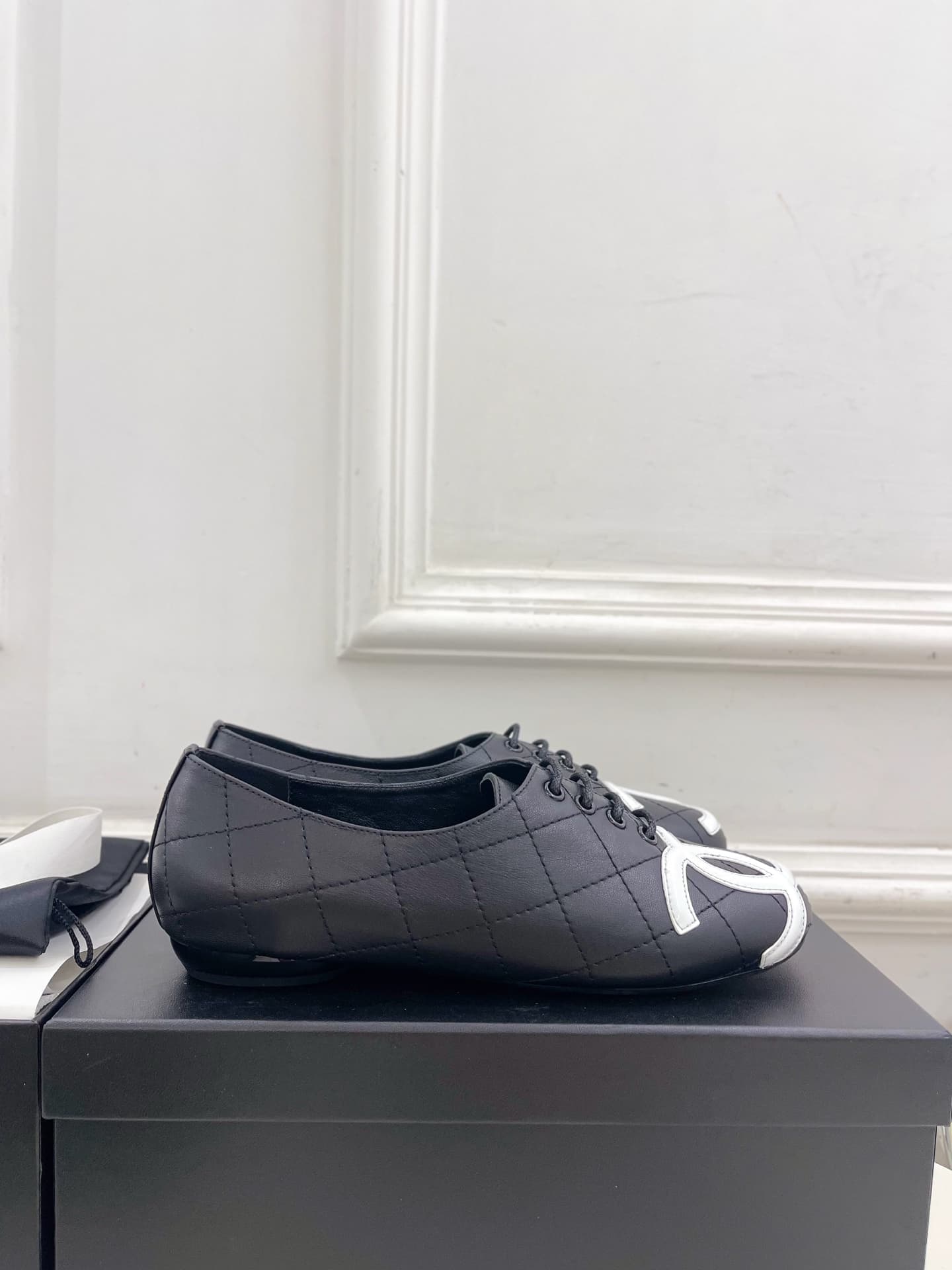Chanel Cambon leather ballet flat Shoes Women
