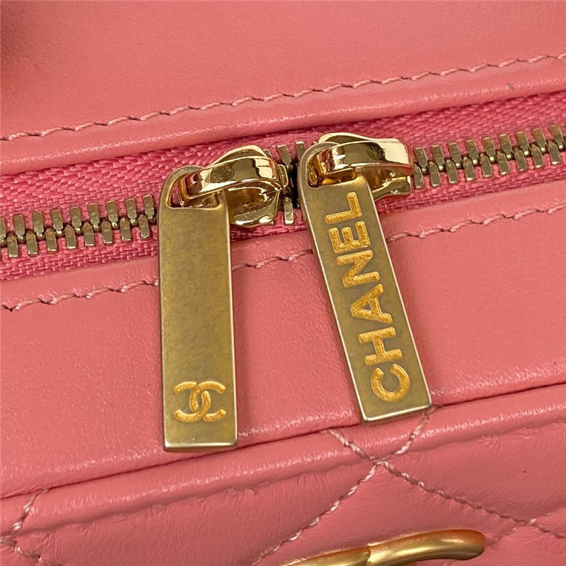 Chanel Small VANITY CASE AS3318 Lambskin & Gold-Tone Metal Pink A