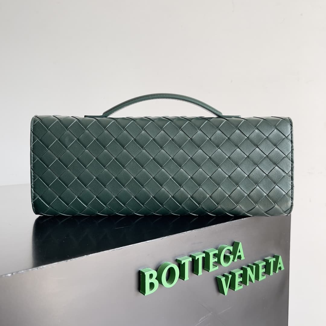 BV Long Clutch Andiamo With Handle Lambskin TOP