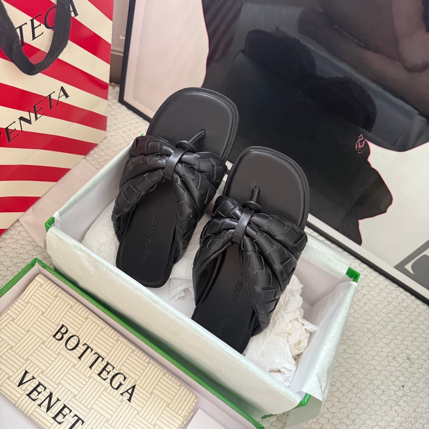 Bottega Veneta Salsa Flat Thong Sandals Women Men