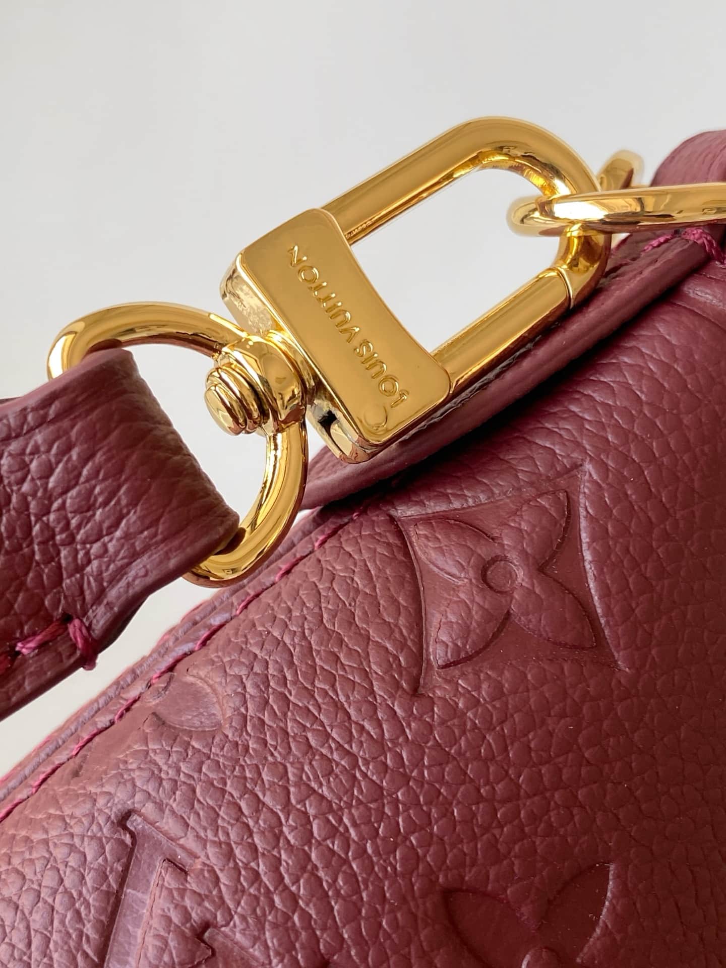 Louis Vuitton Boulogne PM Grenat Embossed grained cowhide leather M25827 High