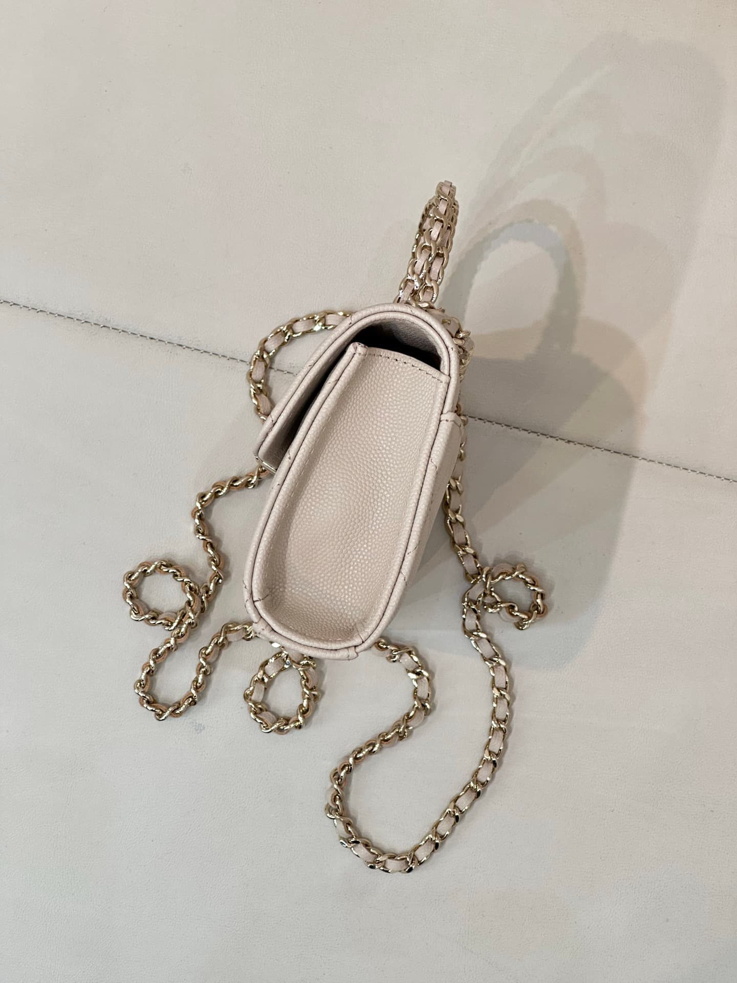 Chanel Clutch with chain Grained Calfskin&Gold-Tone Metal Beige AP3238 TOP