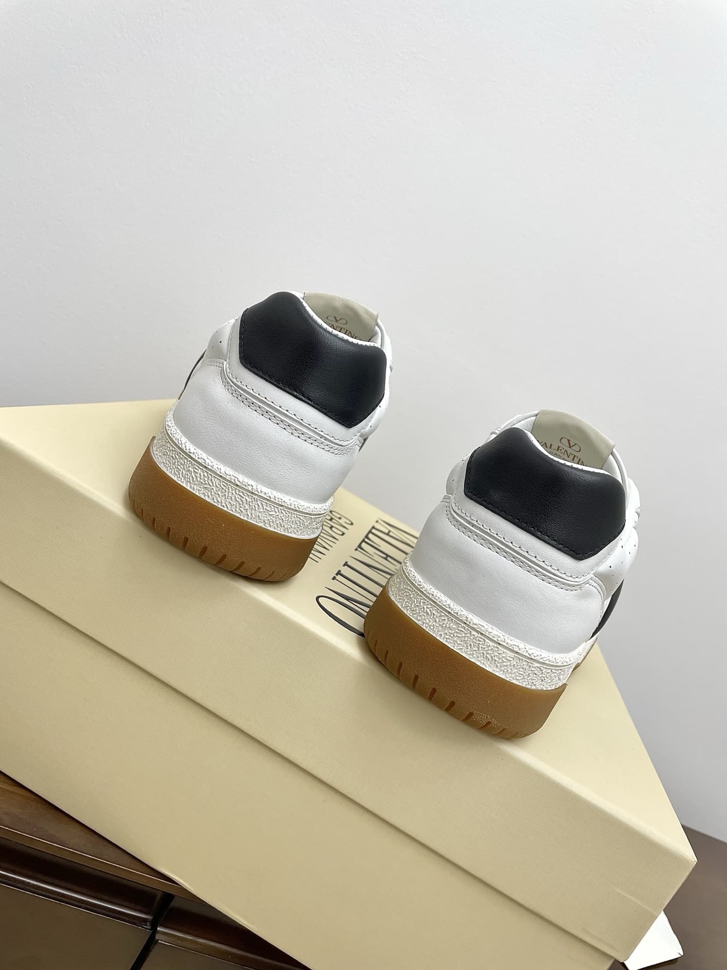 Valentino Garavani Upvillage leather sneakers Shoes Men Women