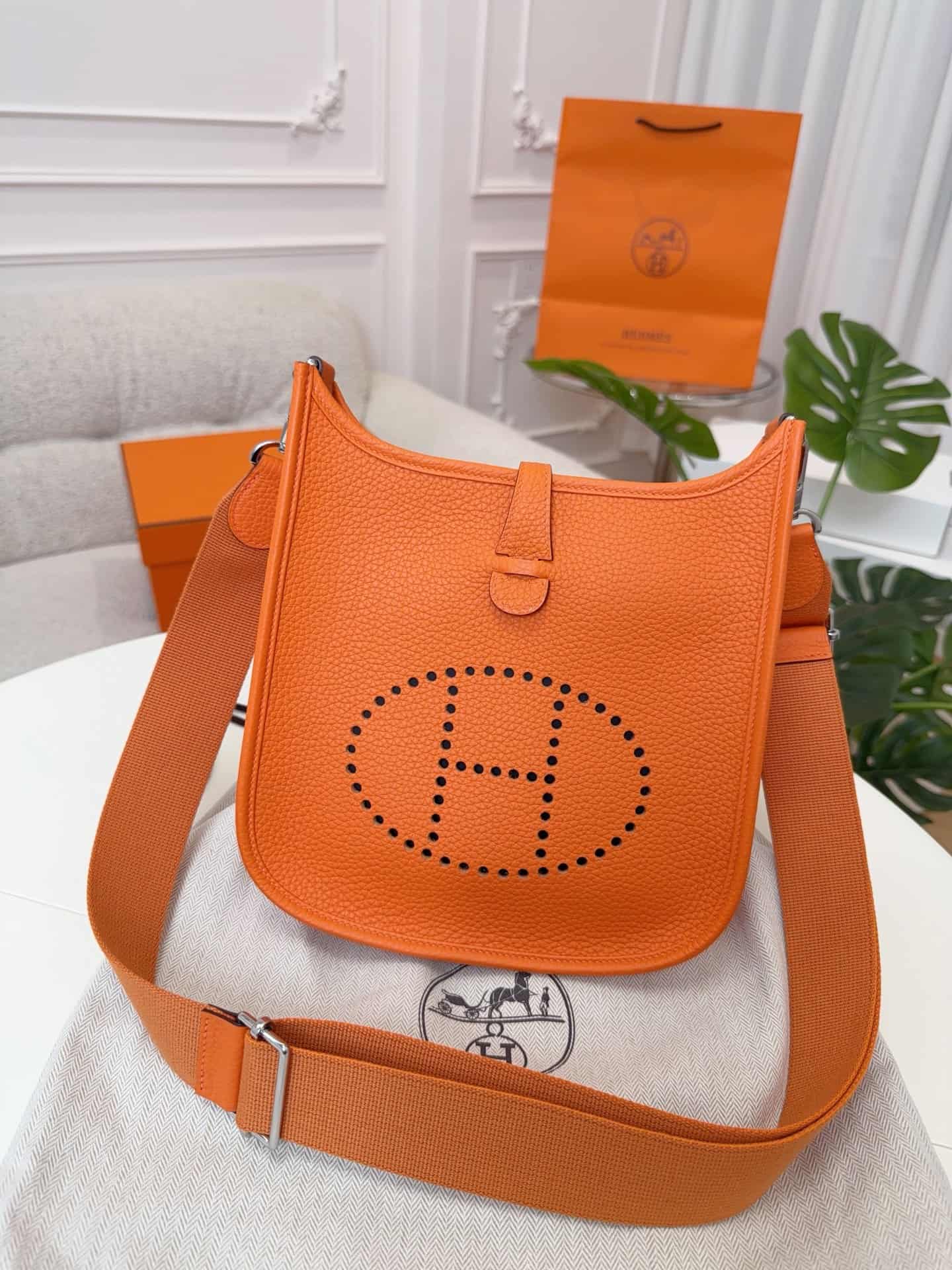 Hermes Evelyne Mini 23 Bag Calfskin In Orange WAX High