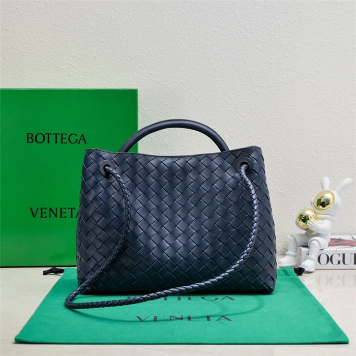 Medium Andiamo Top handle bag Agate Grey High