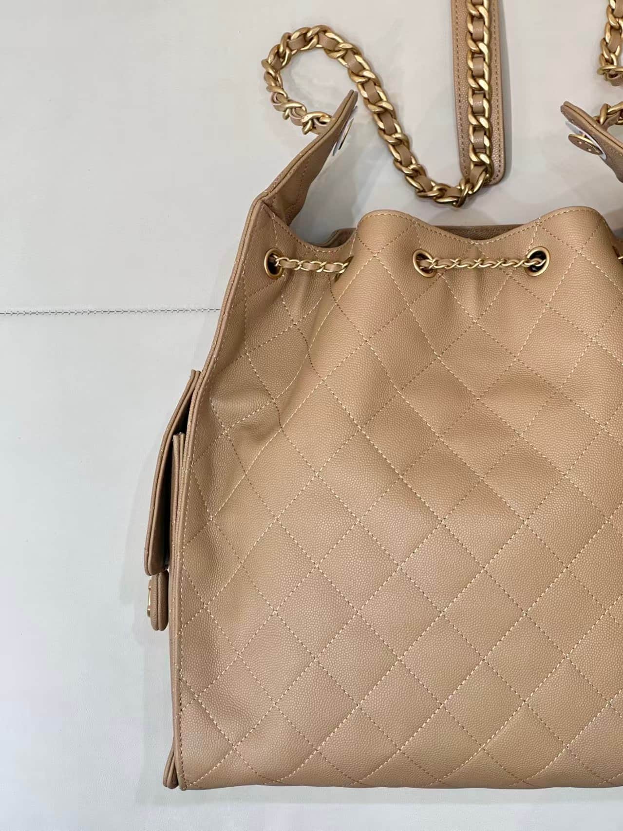 Chanel 25 Medium Hobo handbag AS5311 Grained Calfskin & Gold-tone Metal TOP