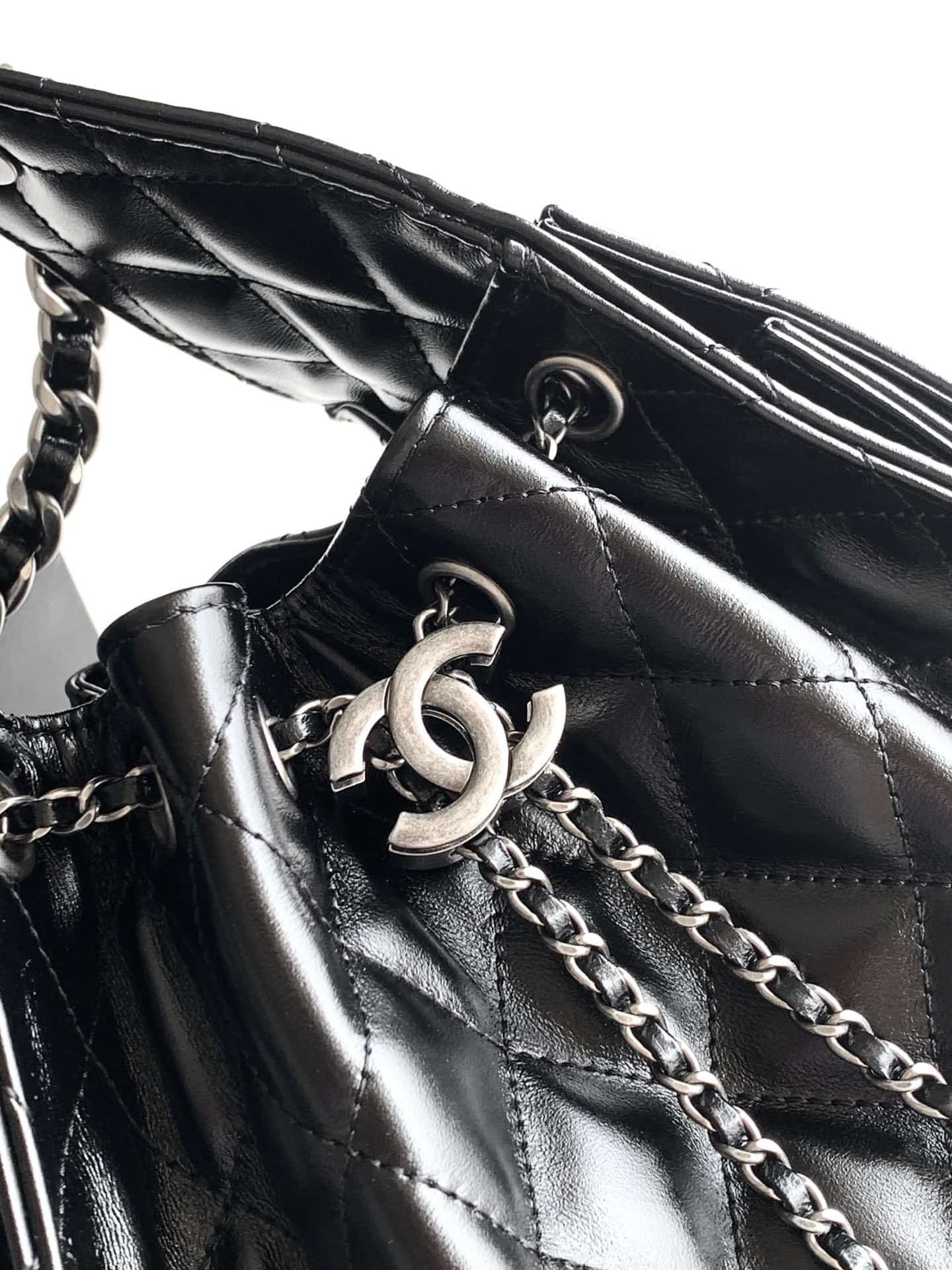 Chanel 25 Small Hobo handbag AS5293 Shiny calfskin&Silver-tone metal Black A