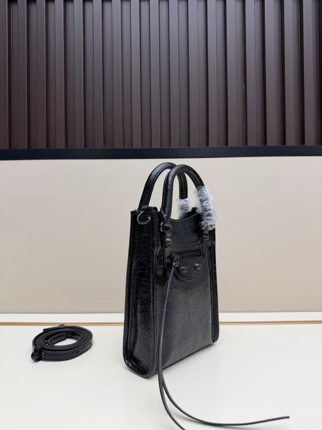 Balenciaga Le City Leather Tote Phone Holder Black High