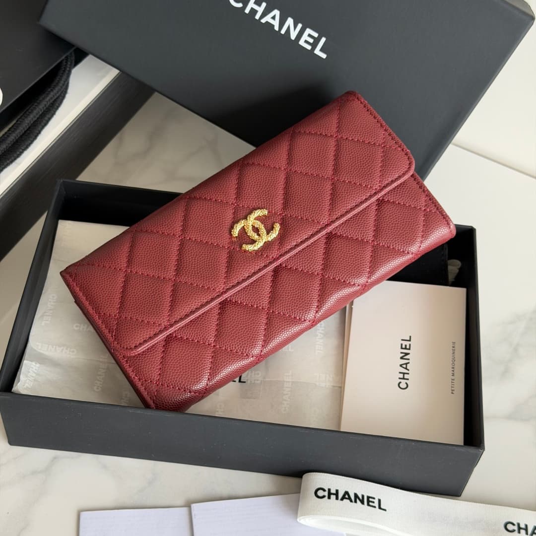 Chanel Wallet Shiny Grained Calfskin Strass & Gold-Tone Metal Red AP5076 High