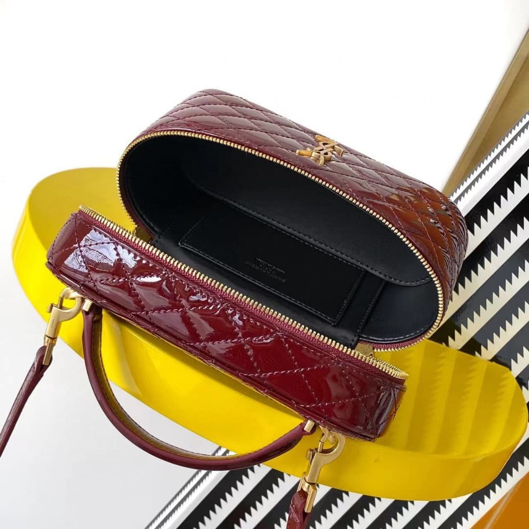 GABY VANITY BAG In Patent Leather Claret High