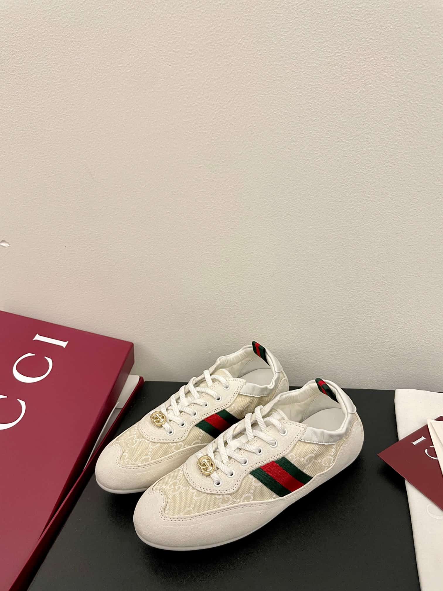 Gucci Shift Sneaker Shoes Women