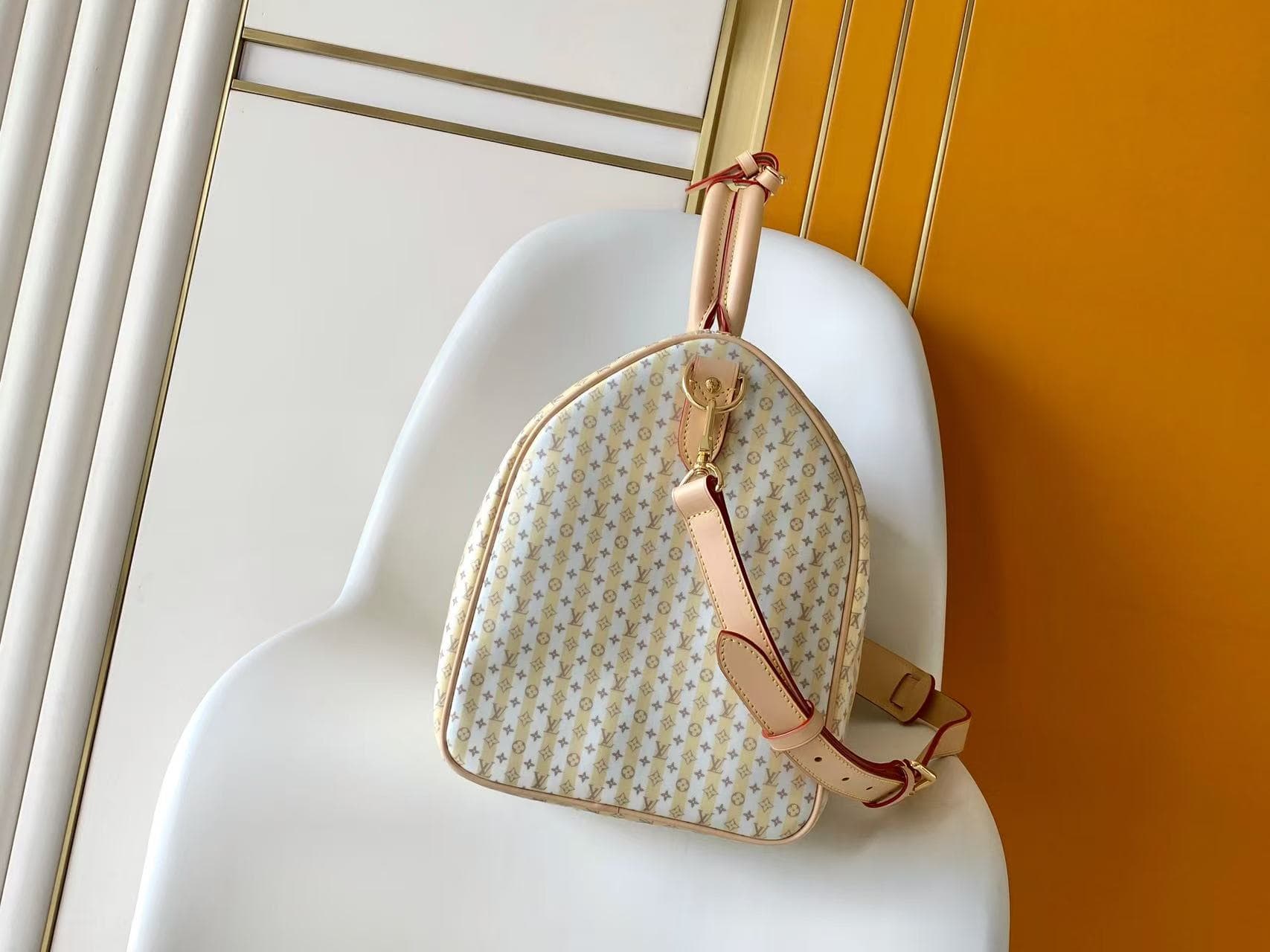 Louis Vuitton Keepall Bandoulière 45 Banana Yellow LV Stamp linen-and-cotton coated canvas M28678 High