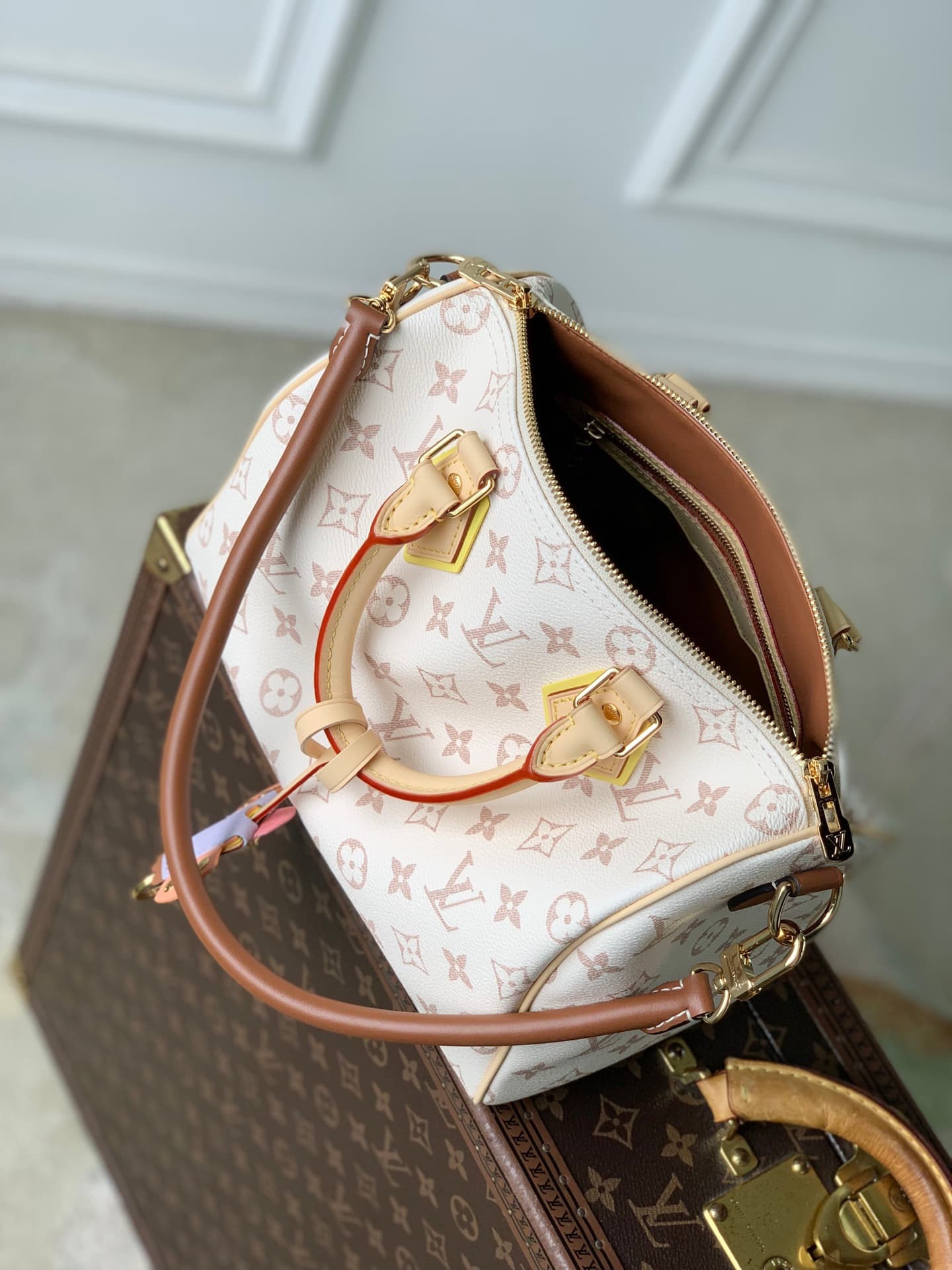 Louis Vuitton Speedy Bandoulière 25 Monogram Dune Coated canvas M2A038 High