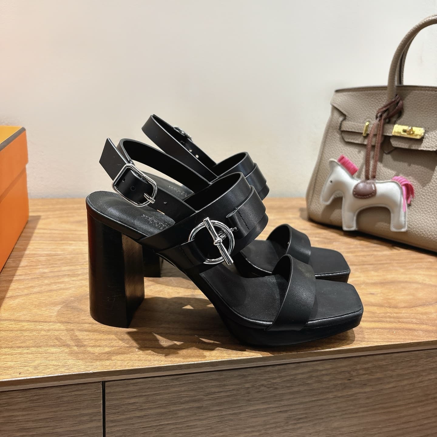 Hermes Pumps shoes Women