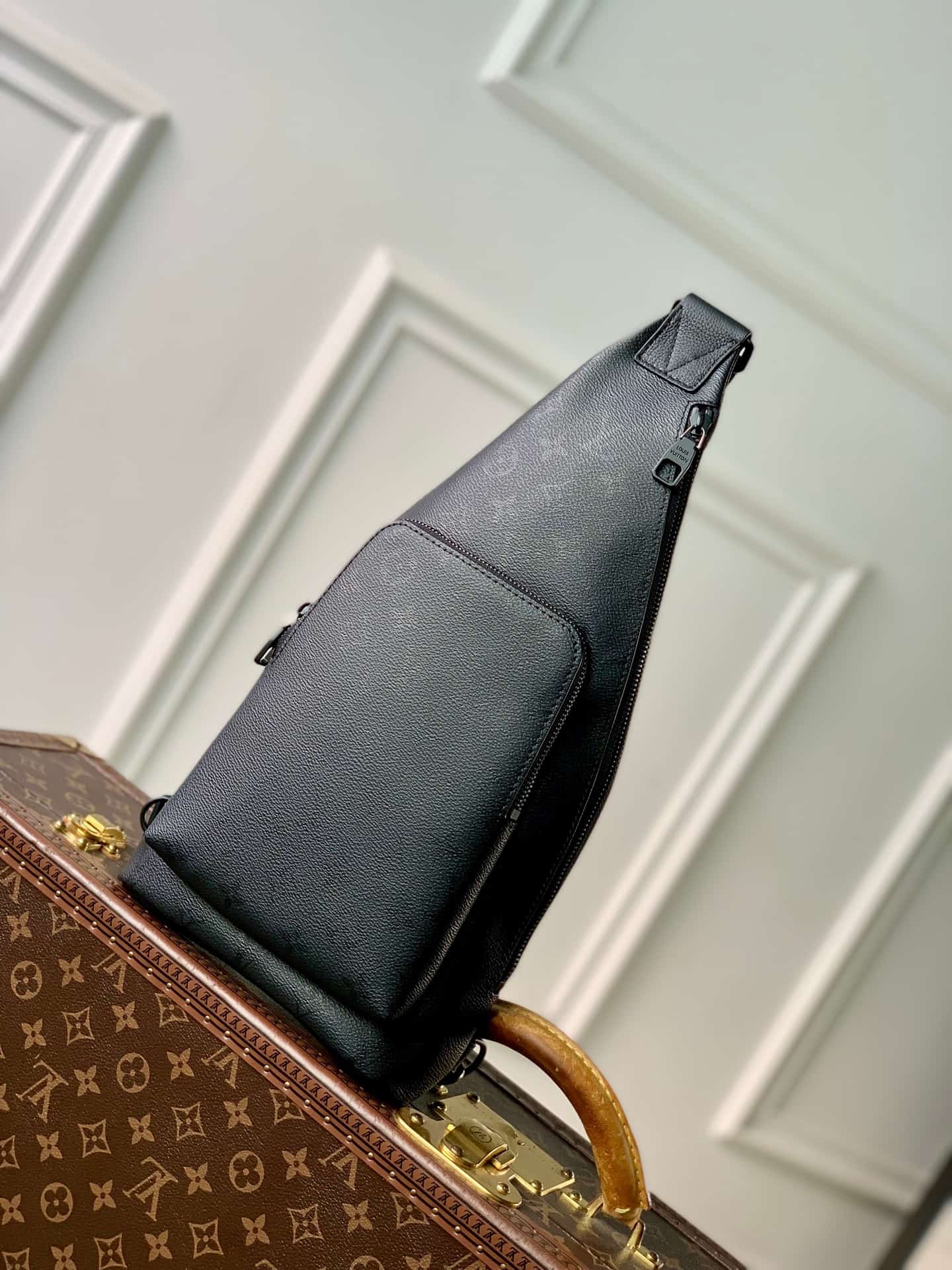 Louis Vuitton Duo Slingbag Black Monogram Midnight coated canvas M28399 High