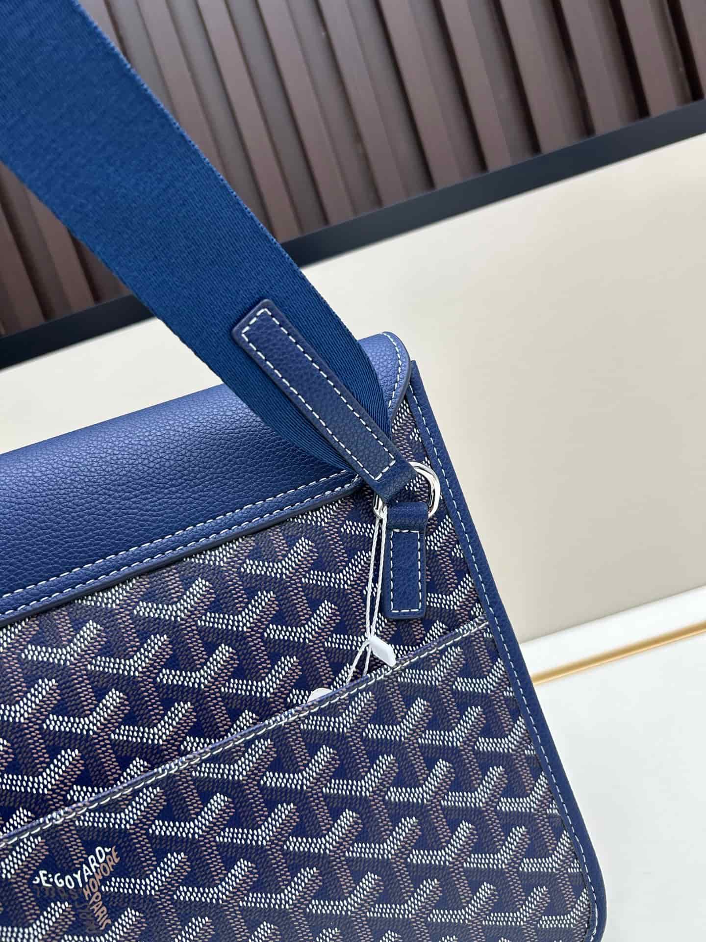 Goyard Coursier Messenger Bag Blue Mid