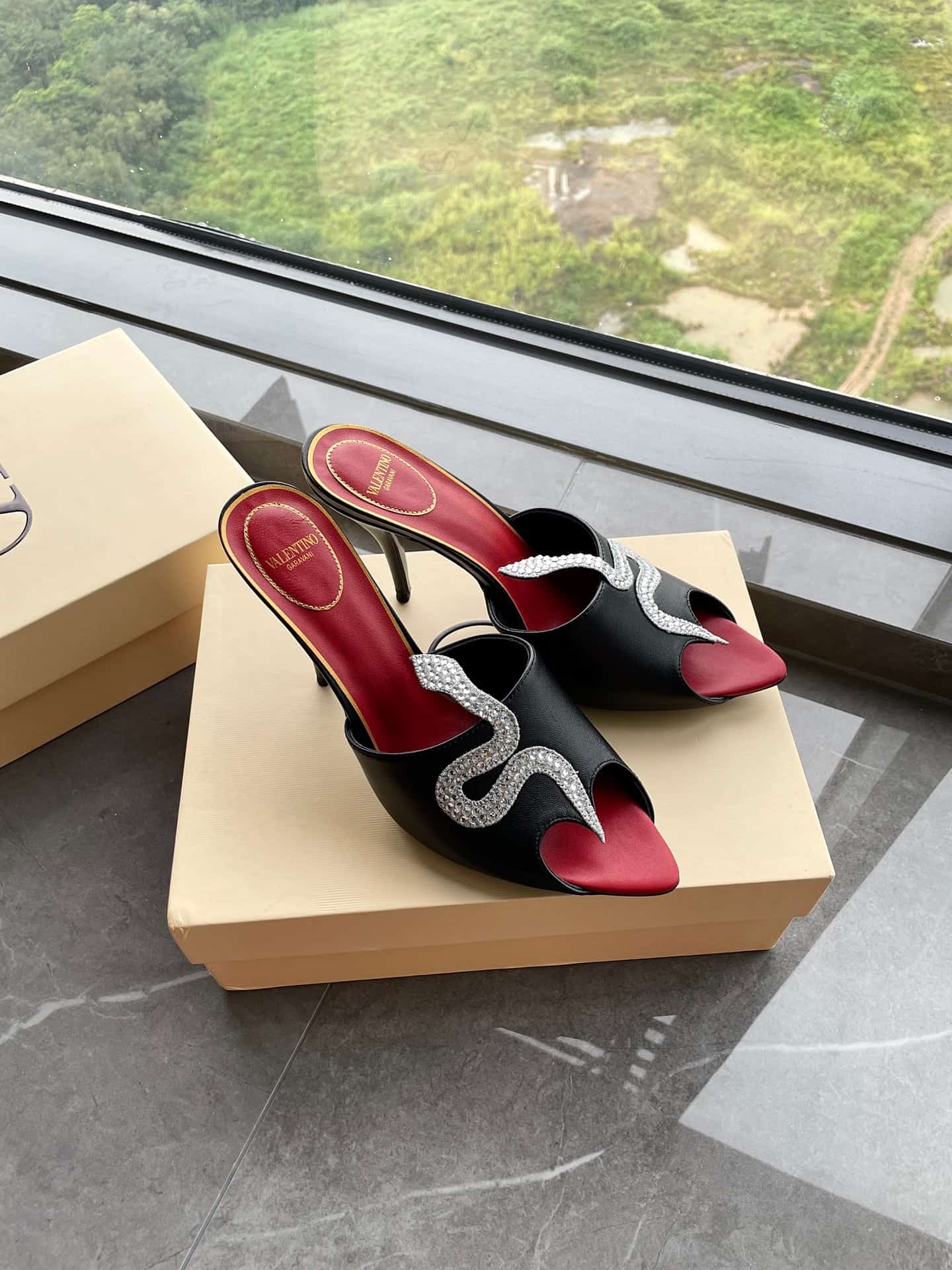 Valentino Garavani Coeur Vipère Mesh Sandals