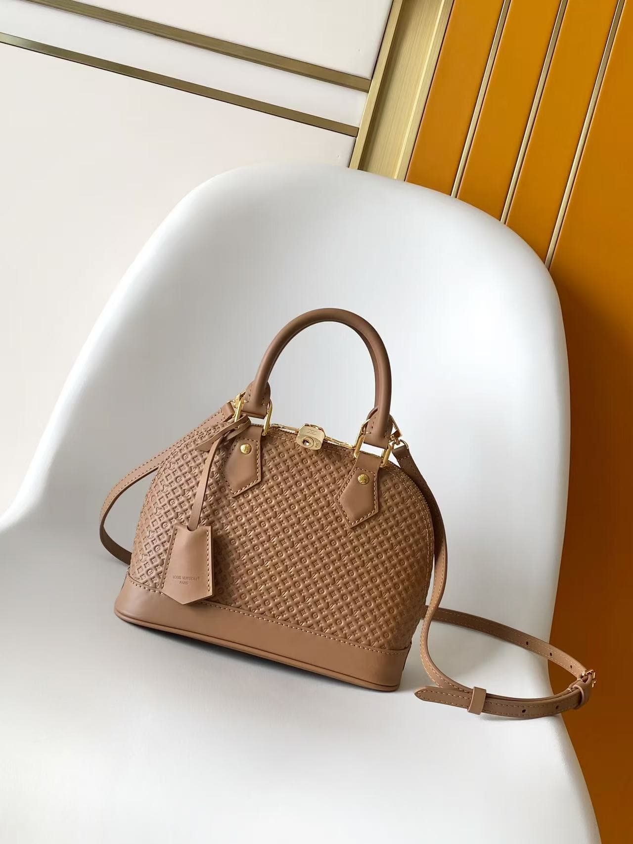 Louis Vuitton Alma BB Noisette Calfskin leather M29491 High