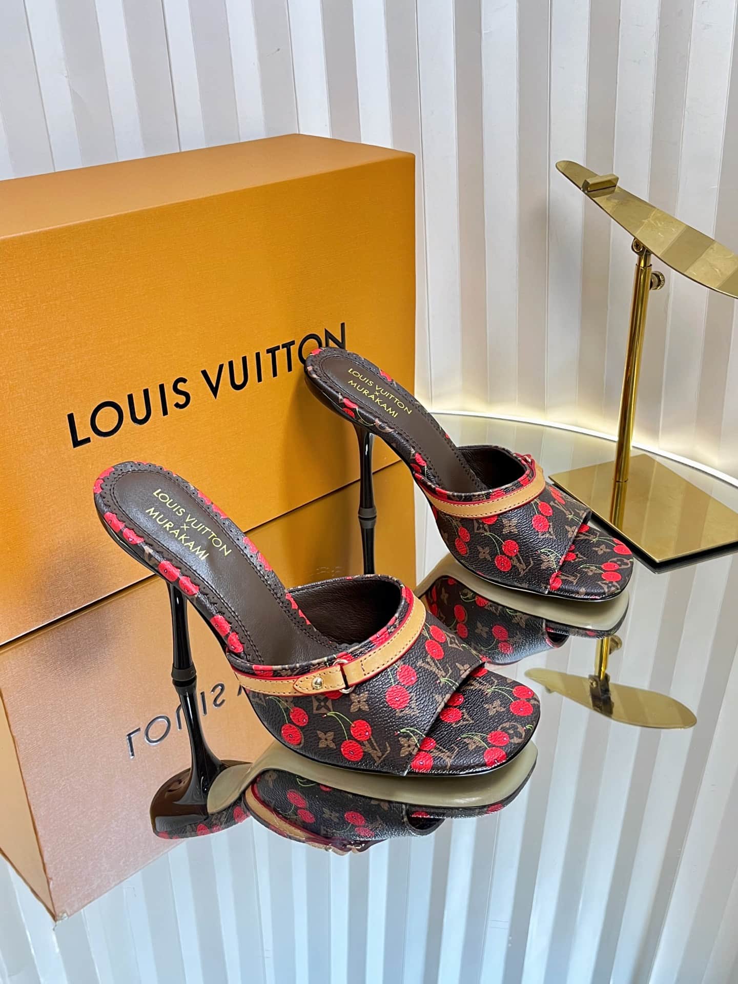 Louis Vuitton Sandal shoes High Women