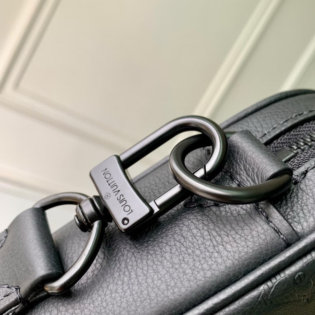 Louis Vuitton Trio Messenger Black Monogram Shadow calfskin leather M26713 High