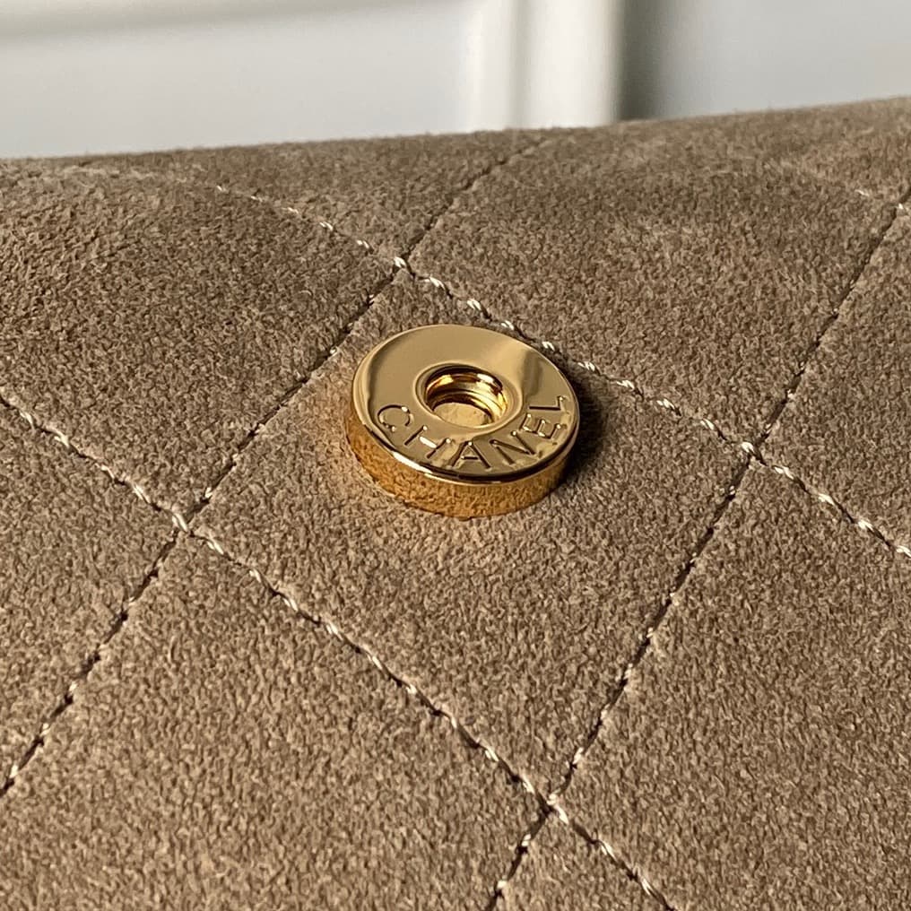 Chanel Clutch with Chain Suede & Gold-Tone Metal AP5294 Dark Beige High