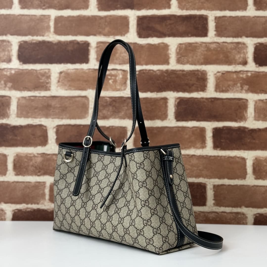 Gucci GG Emblem medium tote bag 815214 High