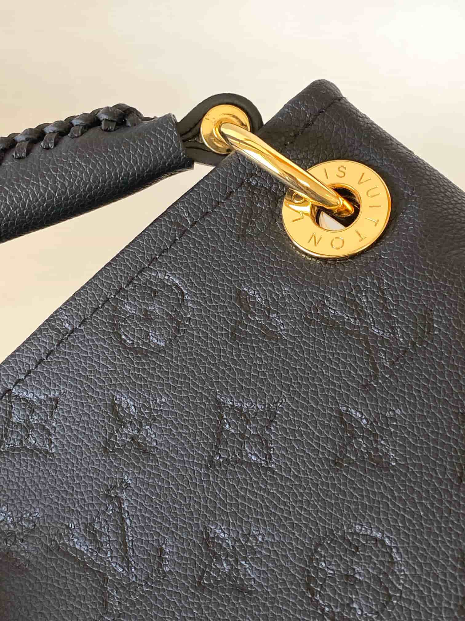 Louis Vuitton Surene MM handbag Monogram Empreinte embossed leather M41066 High