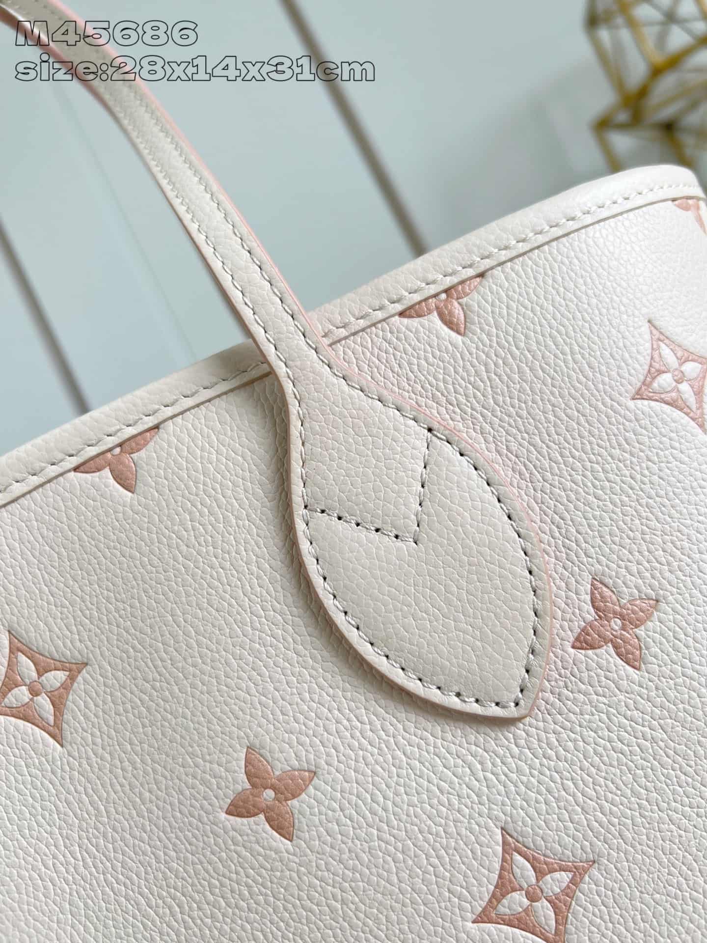 Louis Vuitton Neverfull MM Debossed grained cowhide leather M14285 Eden High