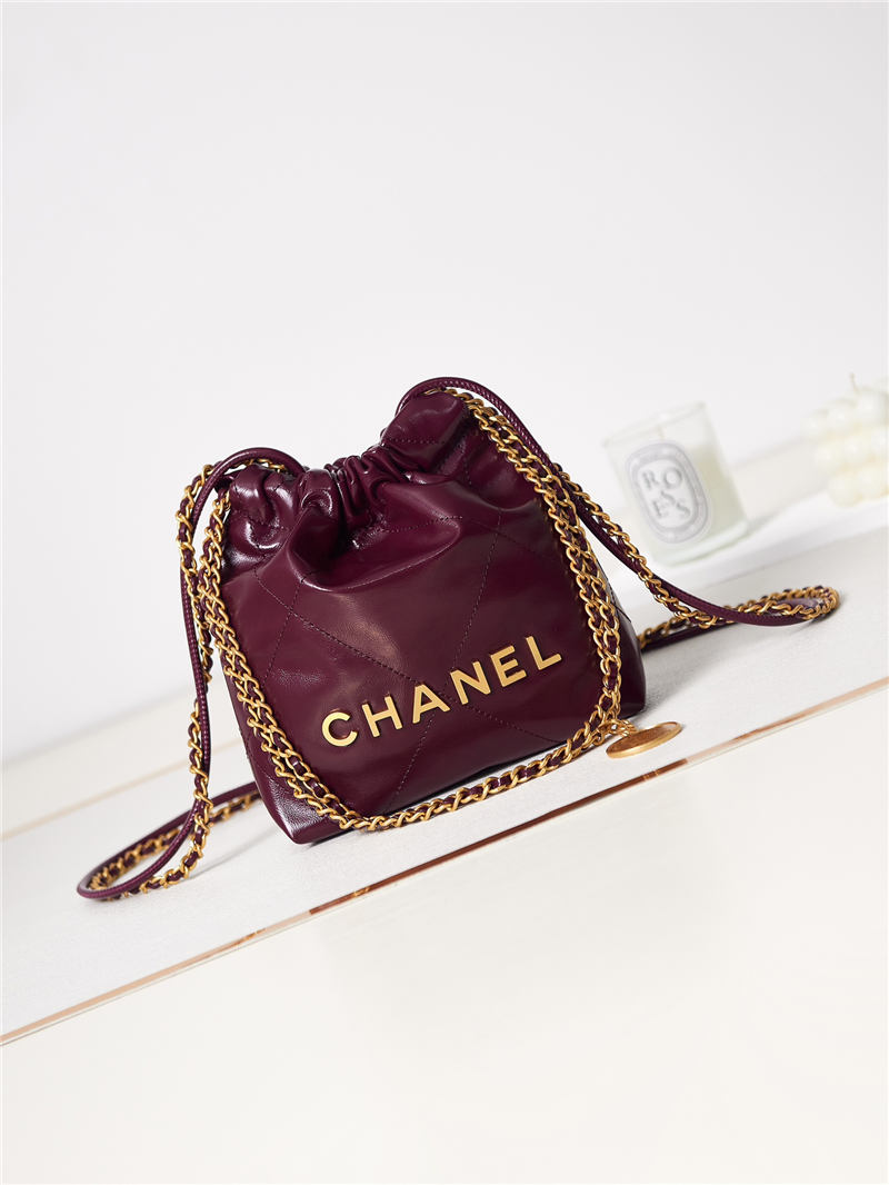 Chanel 22 MINI HANDBAG Shiny Calfskin Burgundy & Gold-Tone Metal AS3980 A