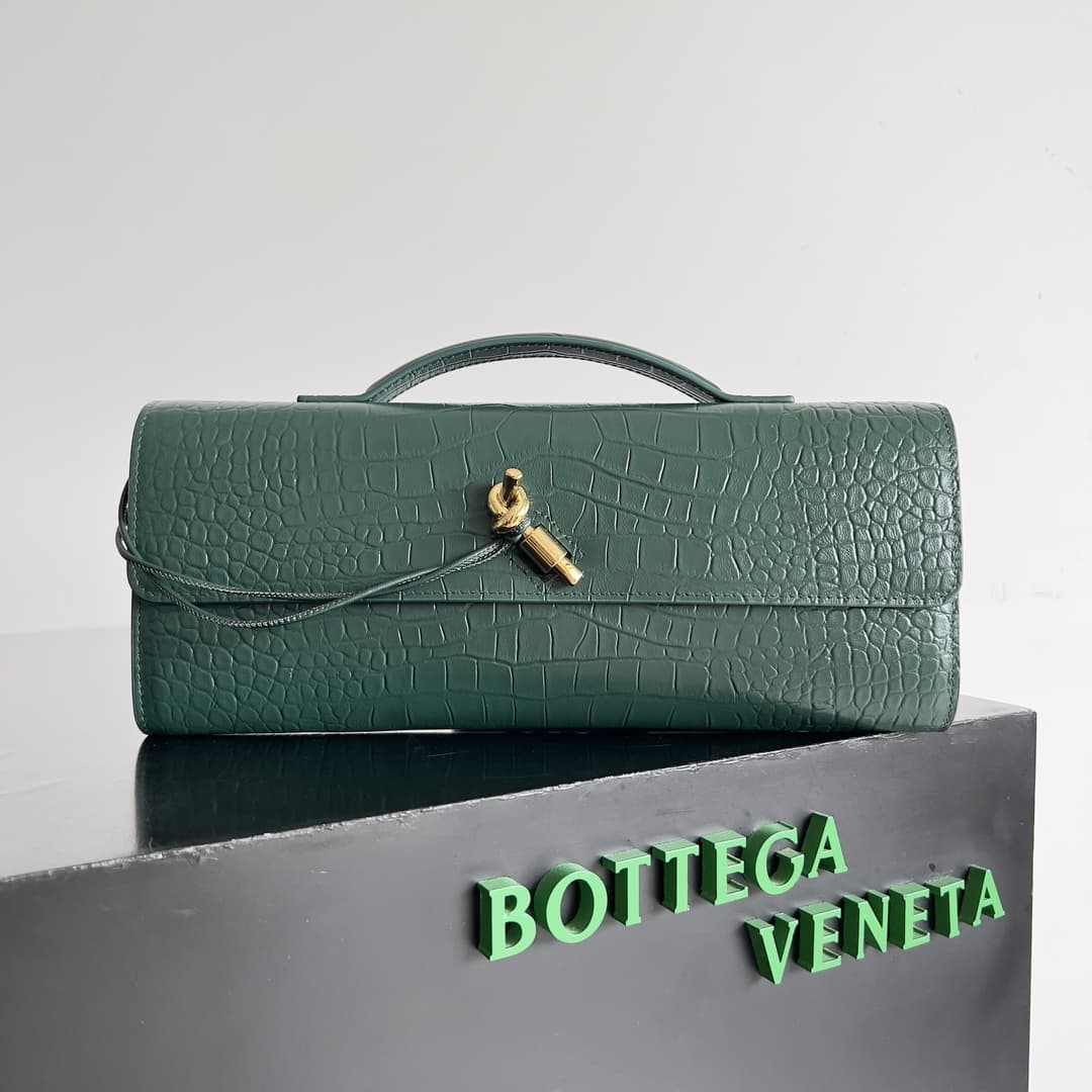 BV Long Clutch Andiamo With Handle Lambskin TOP