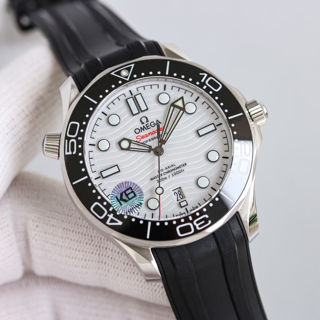 Omega Seamaster Diver 300M Watch TOP