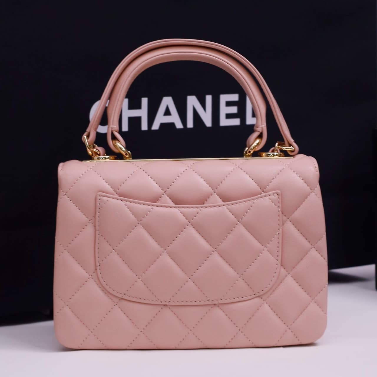 Chanel MINI FLAP BAG WITH TOP HANDLE AS4654 Lambskin &Gold-Tone Metal Pink A